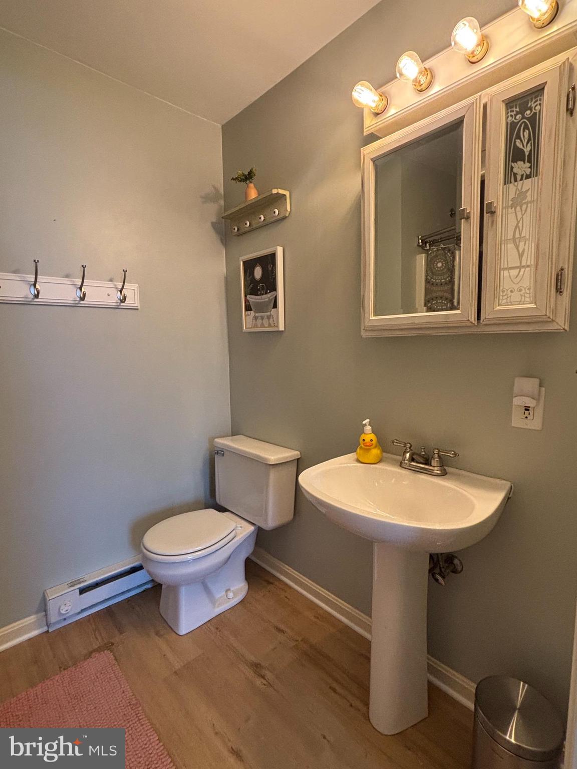 CHAPLINE'S CHOICE - Residential