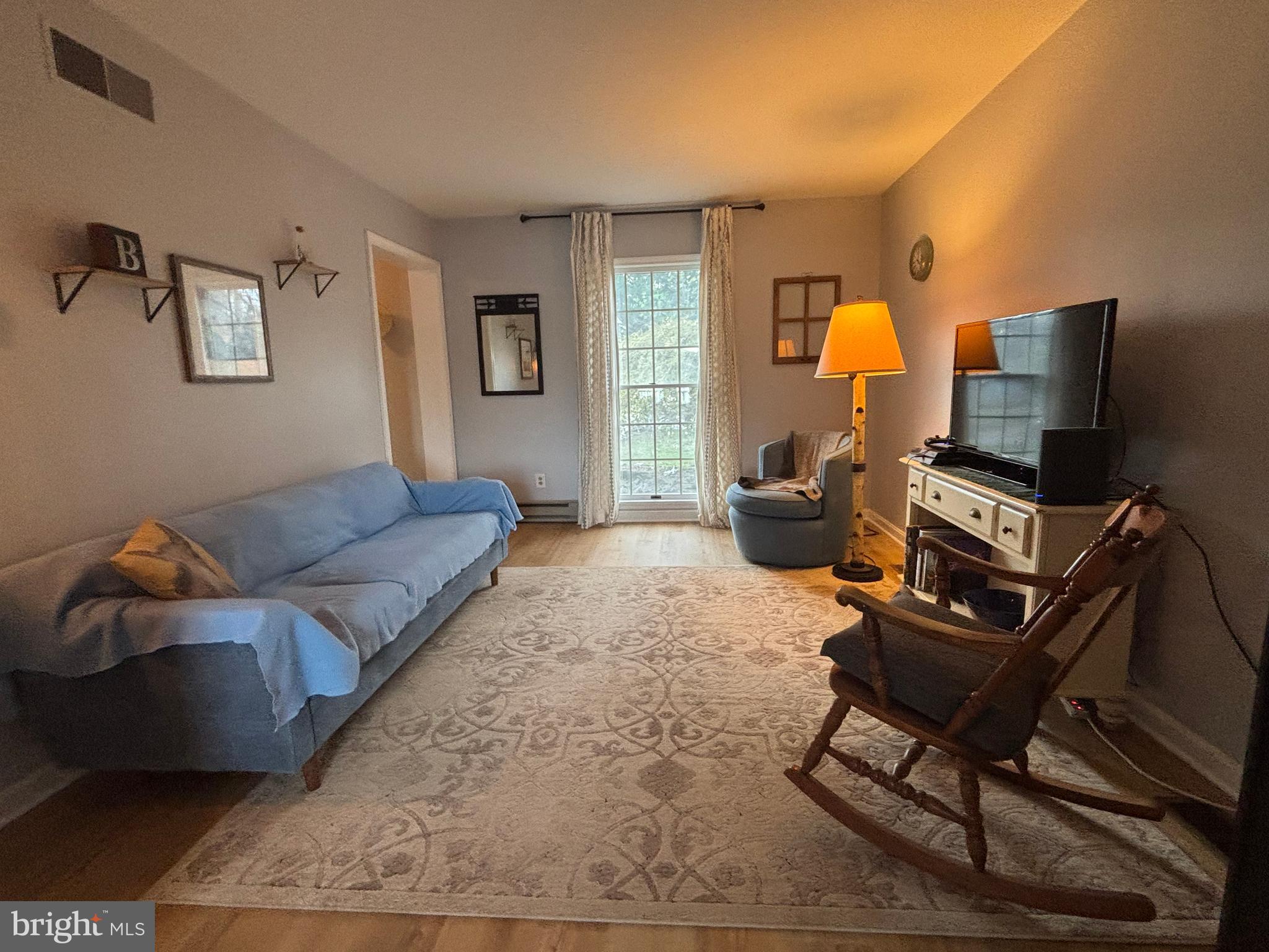 CHAPLINE'S CHOICE - Residential