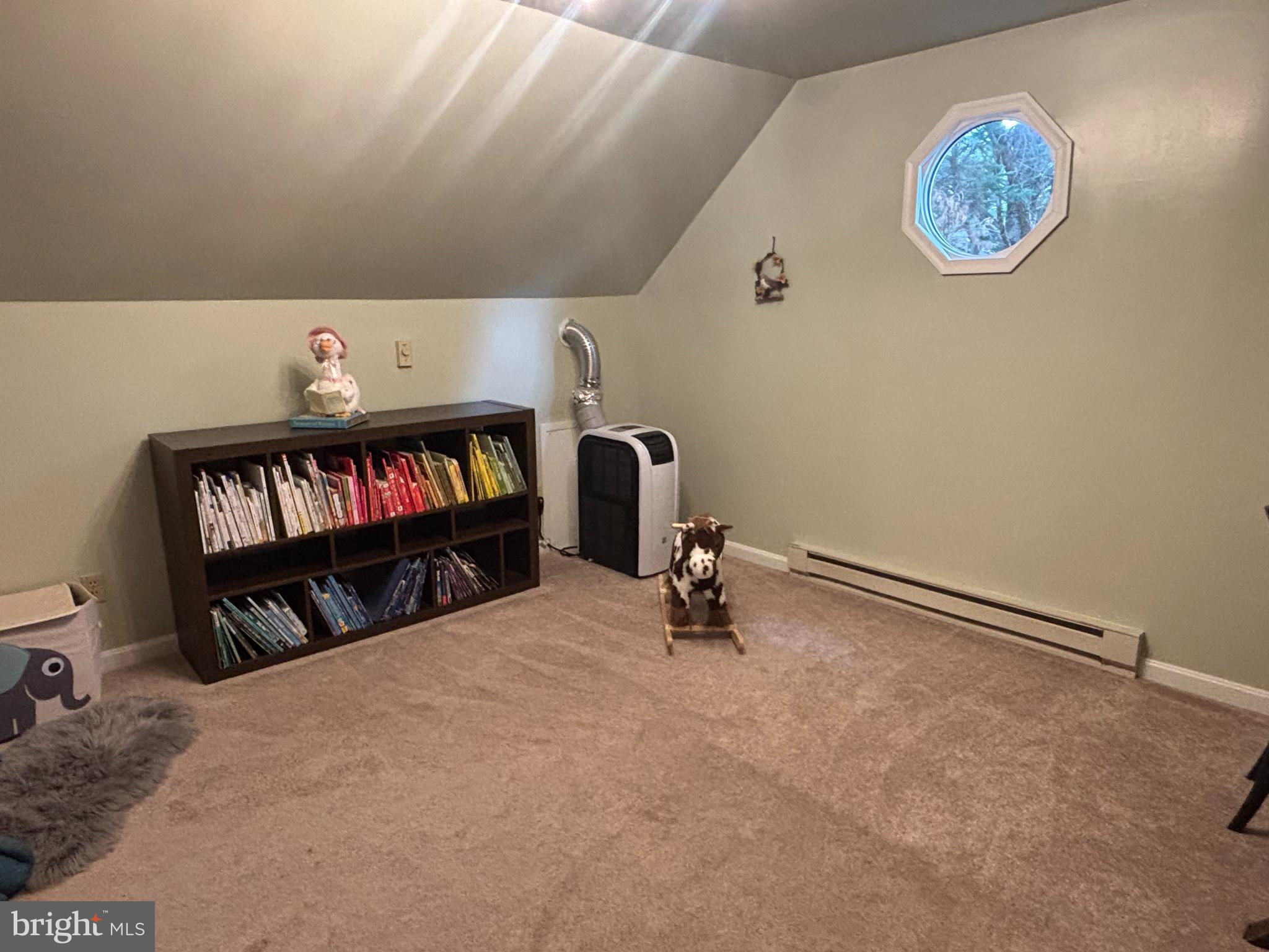 CHAPLINE'S CHOICE - Residential