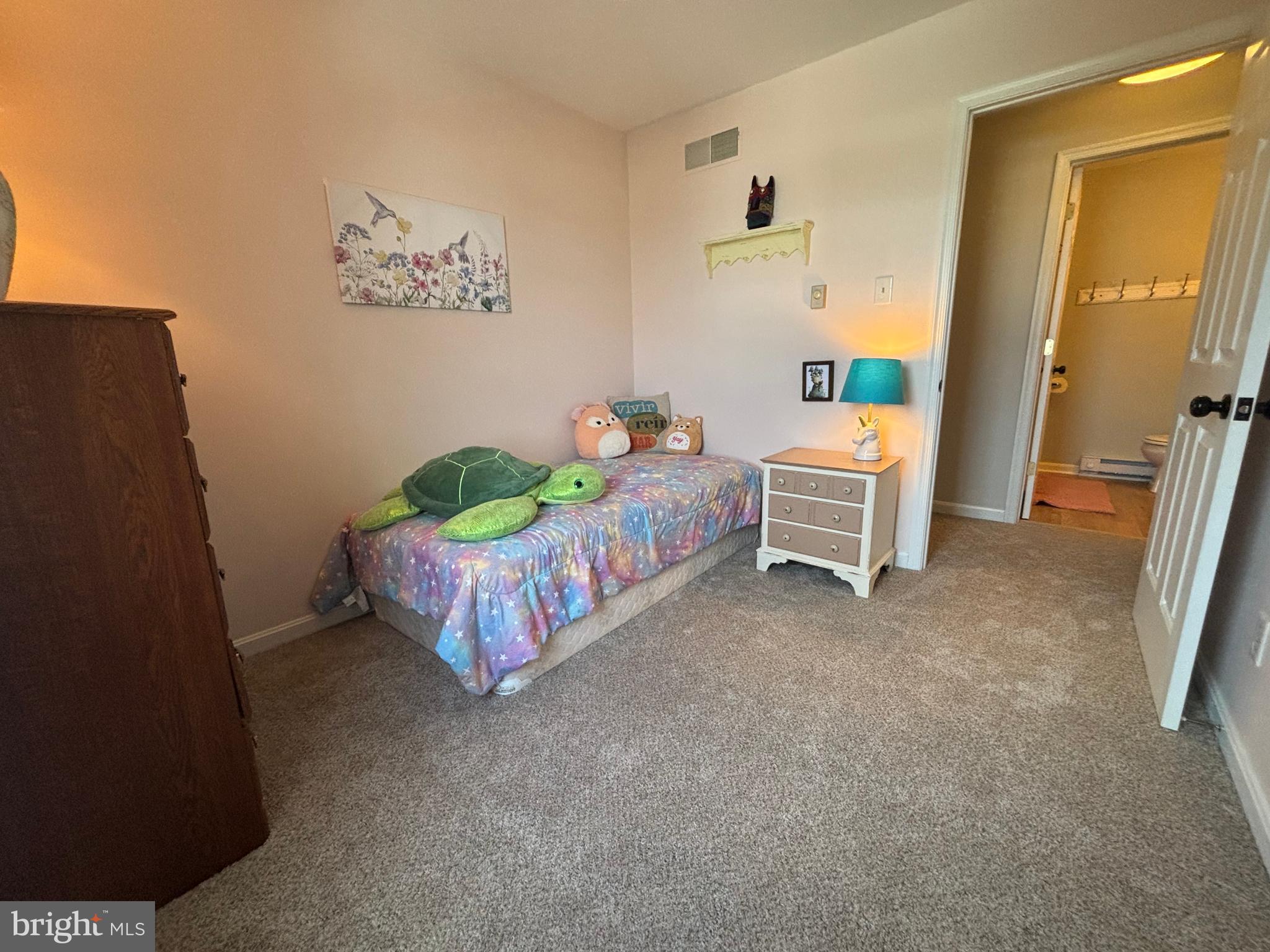 CHAPLINE'S CHOICE - Residential