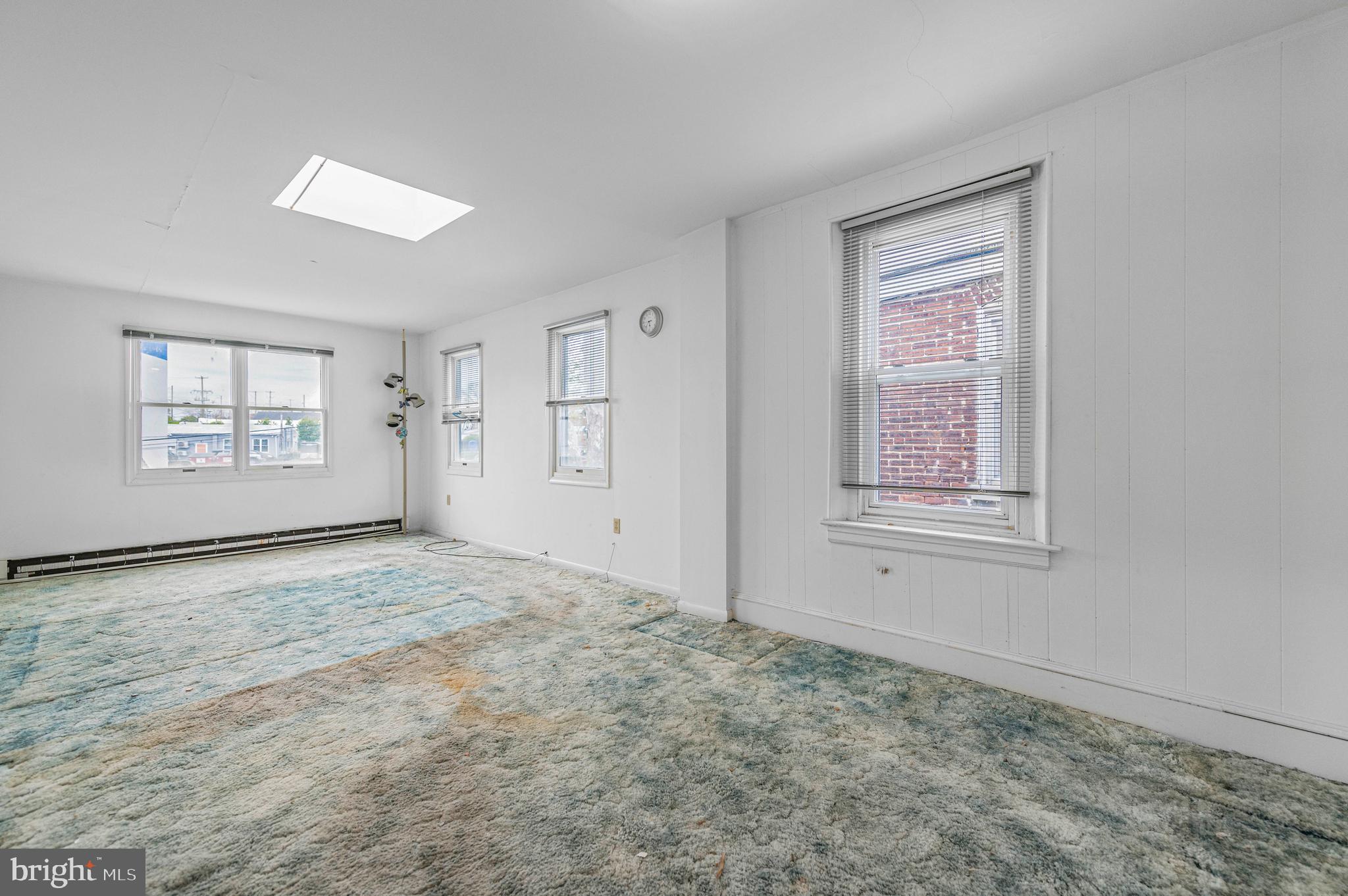 AMBLER HOUSE - Residential