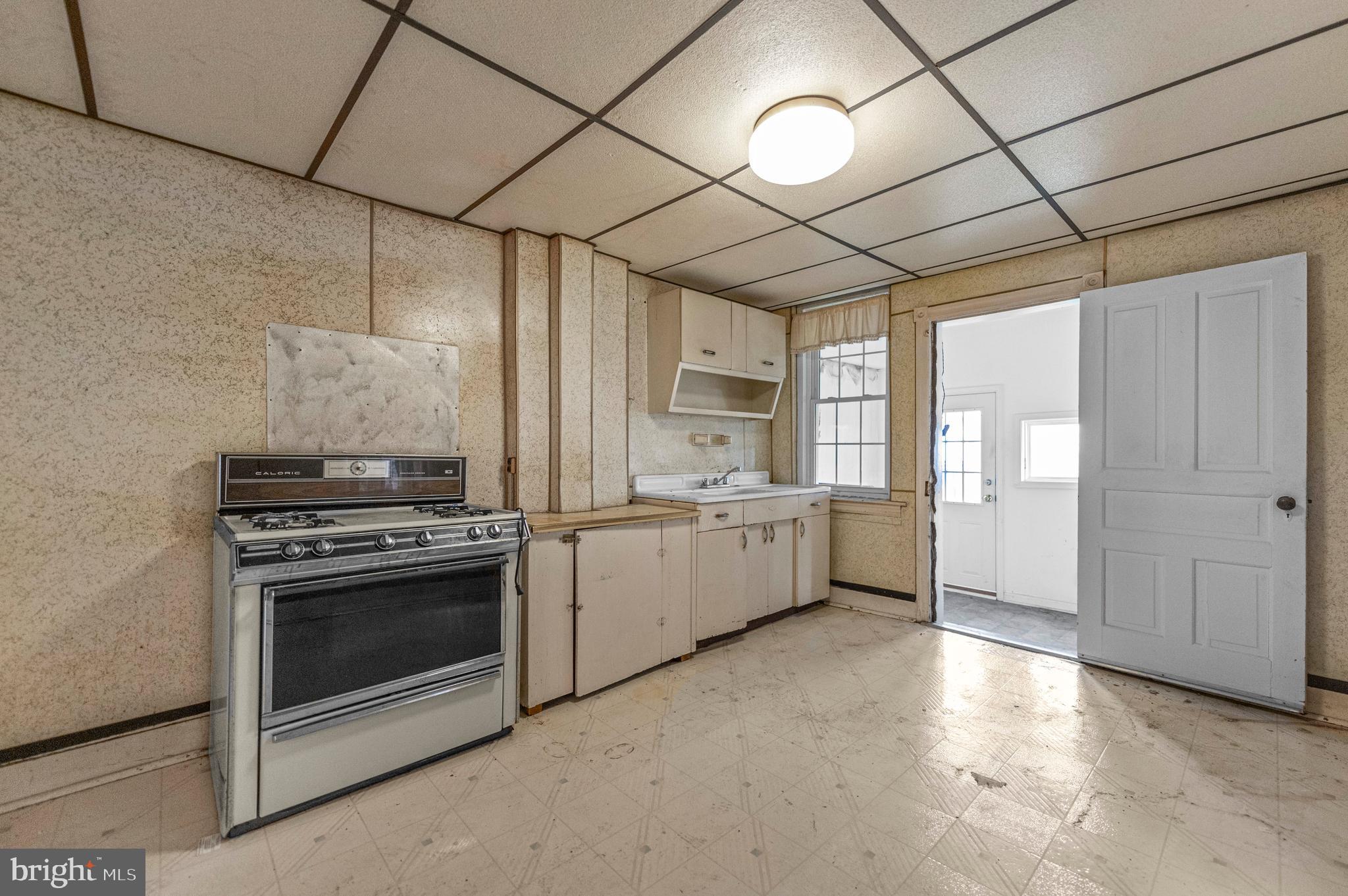 AMBLER HOUSE - Residential