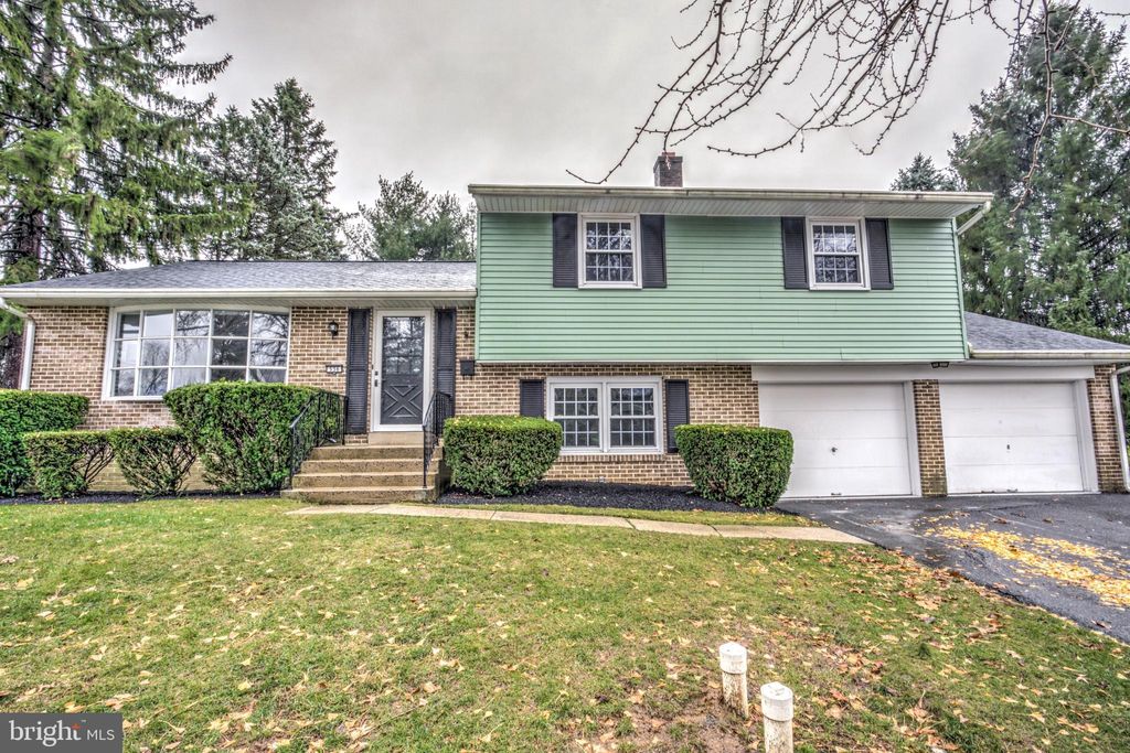 Photo of 536 FRIENDSHIP AVE, LANCASTER, PA 17601 (MLS # PALA2028902)