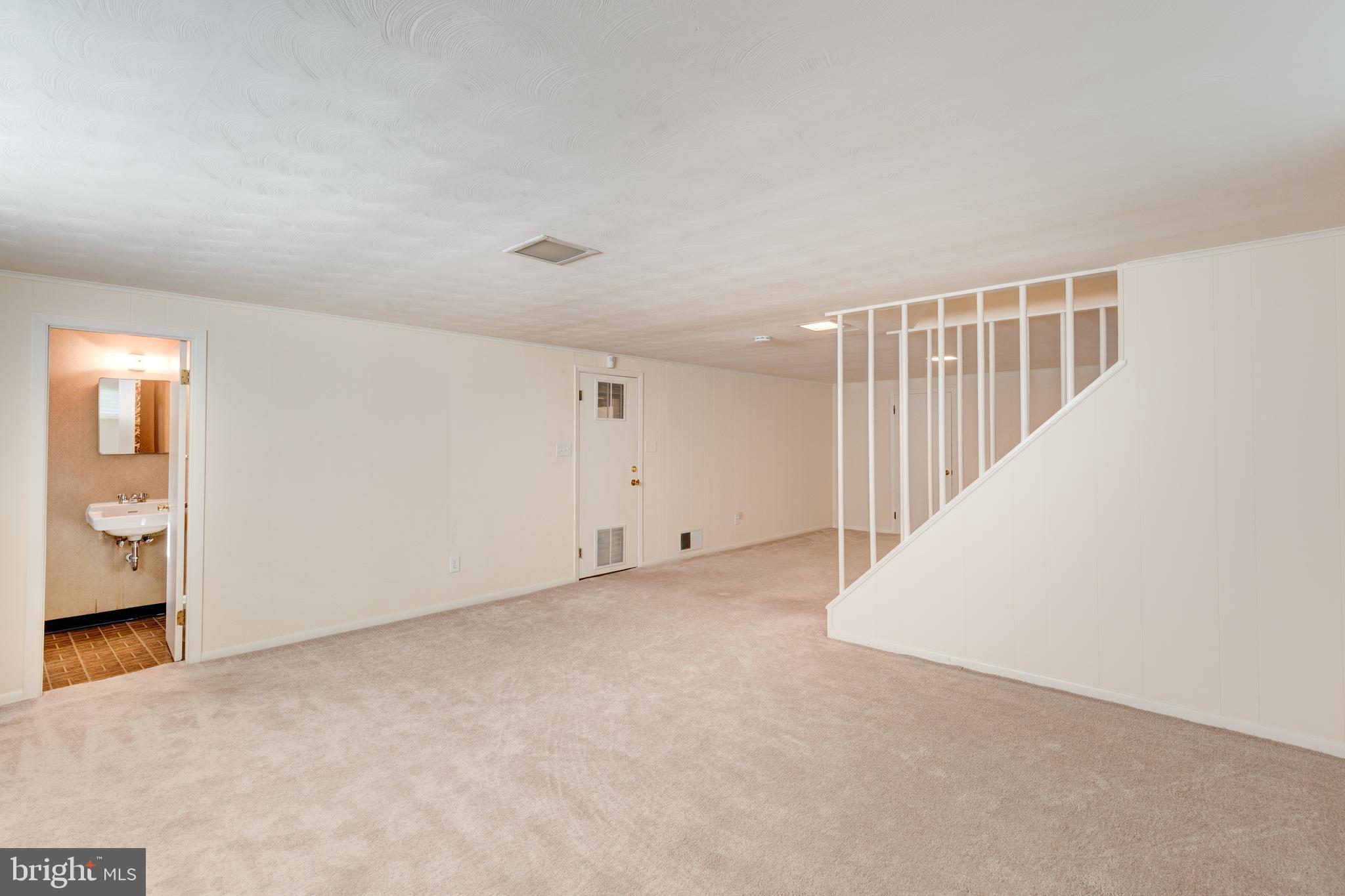 OLD COURT ESTATES - Residential