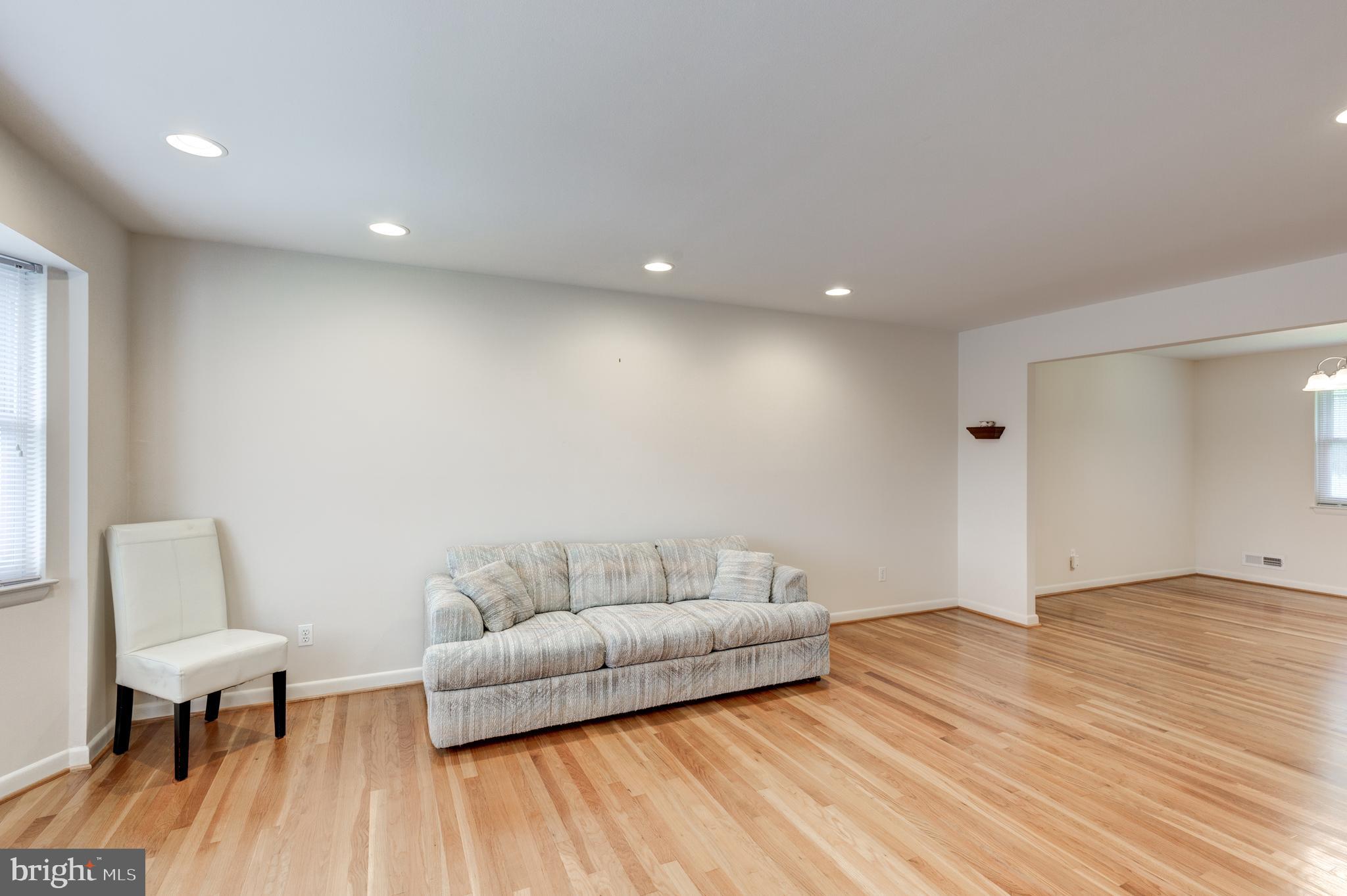 OLD COURT ESTATES - Residential