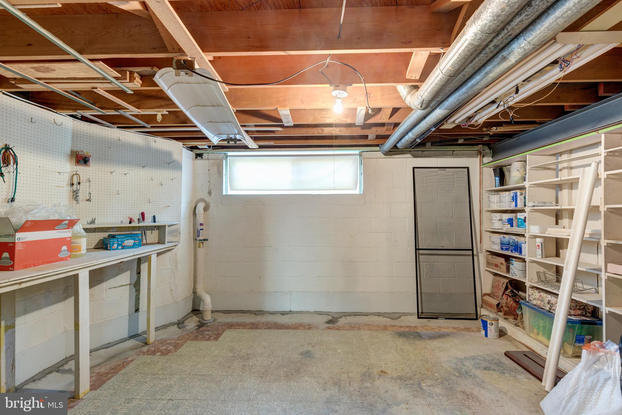 OLD COURT ESTATES - Residential