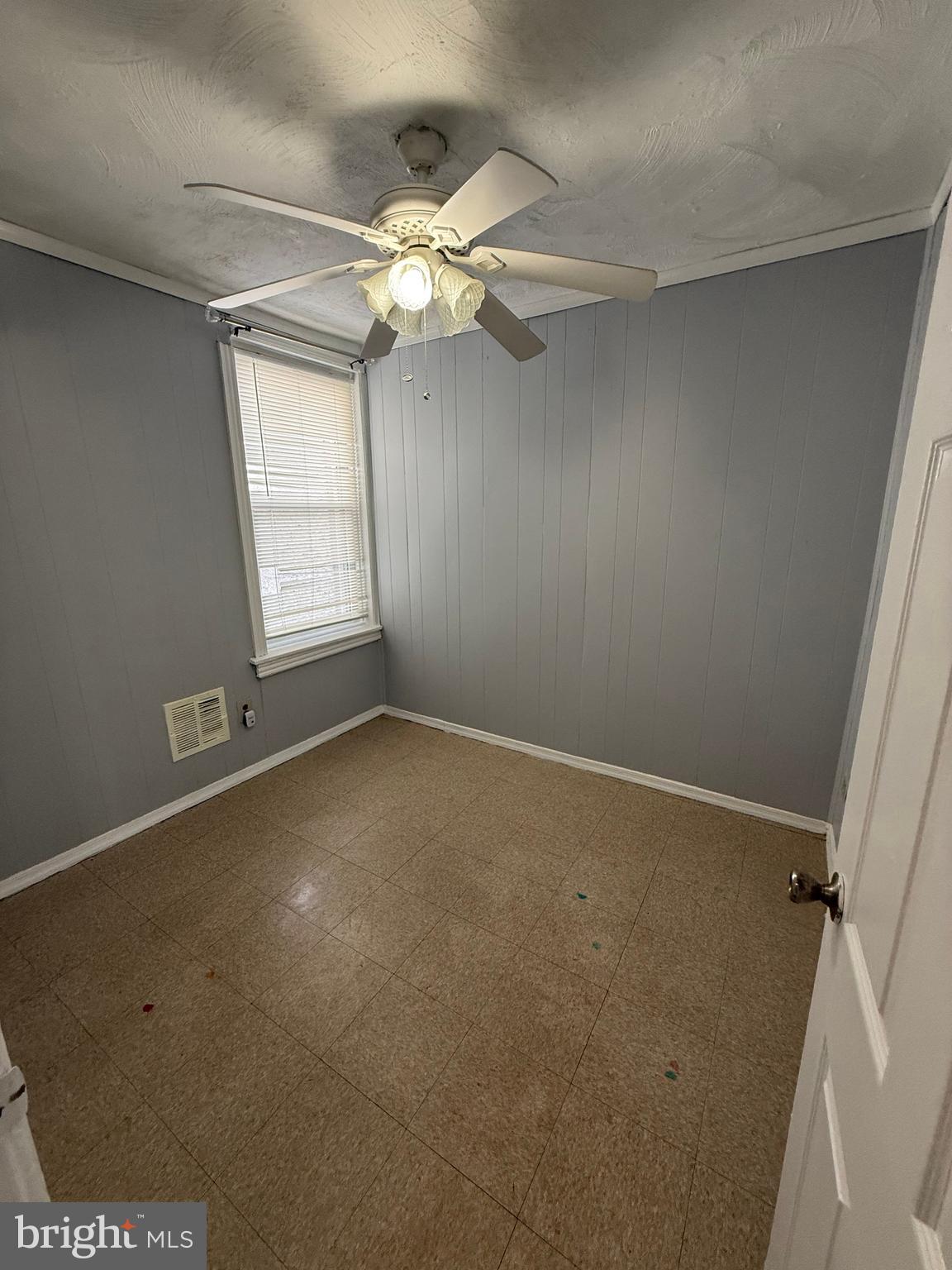 WEST OAK LANE - Residential