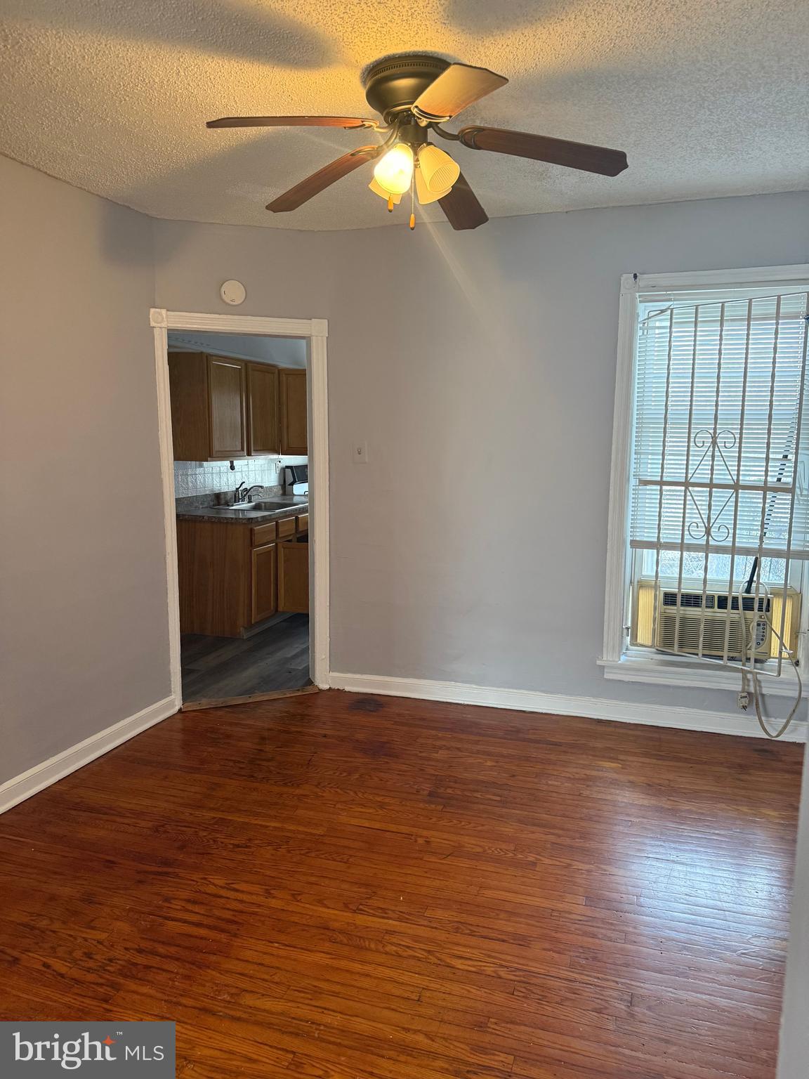 WEST OAK LANE - Residential