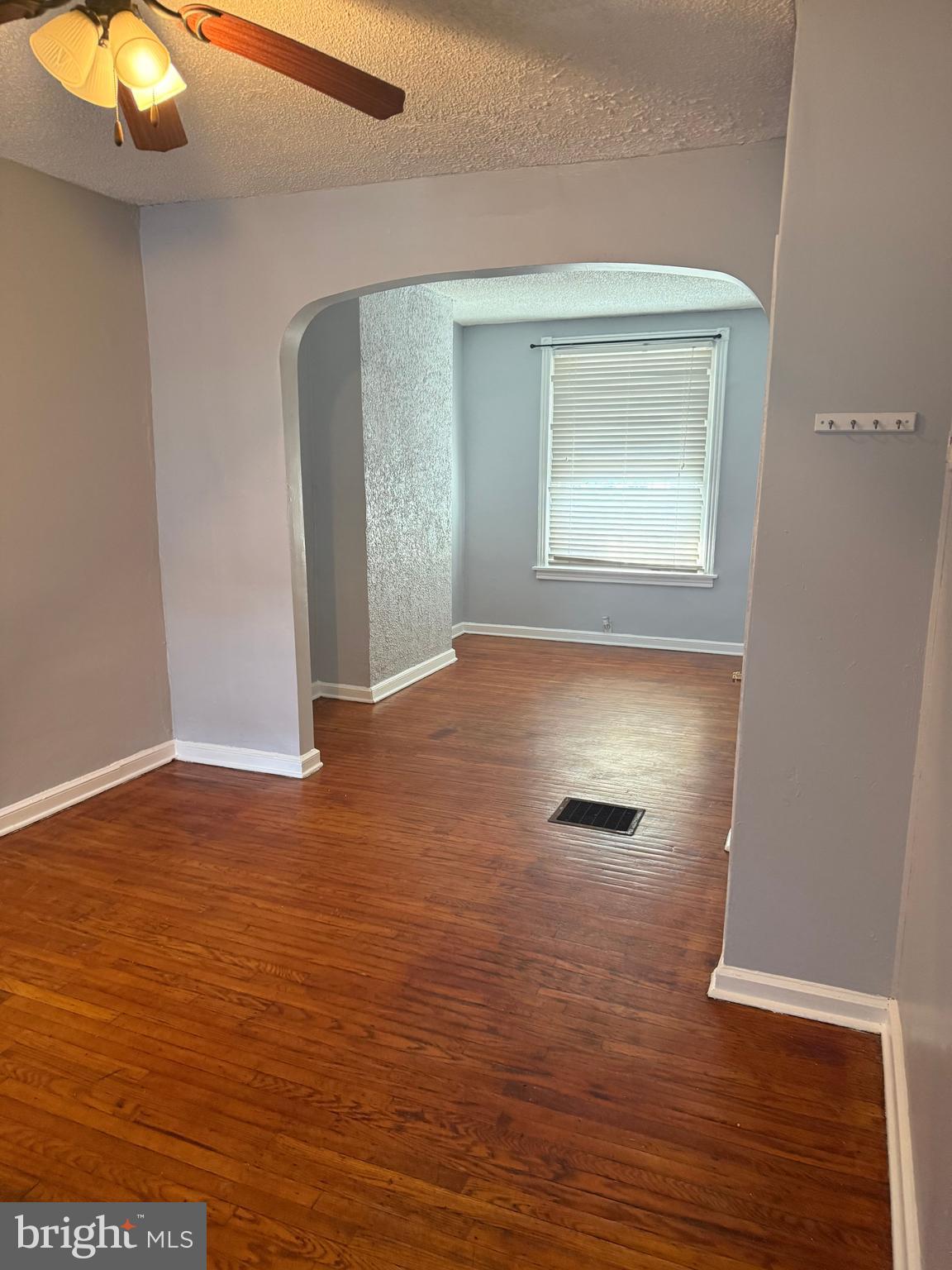 WEST OAK LANE - Residential