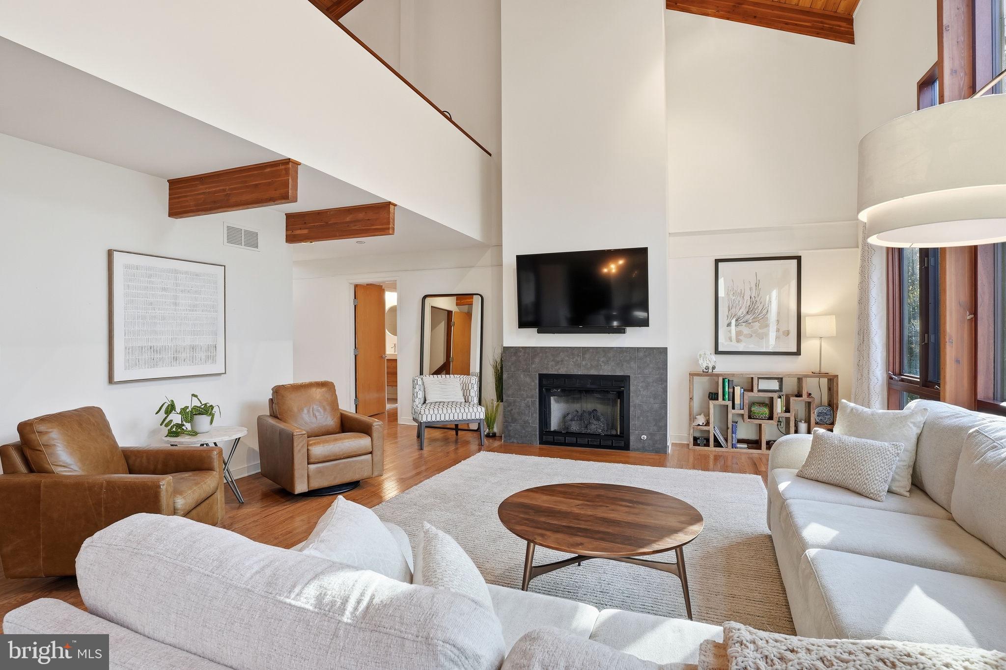 1900 BEECHES GLORY PATH