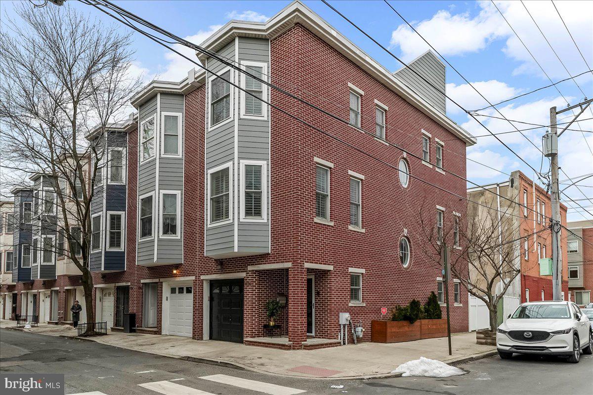 GRADUATE HOSPITAL - Residential