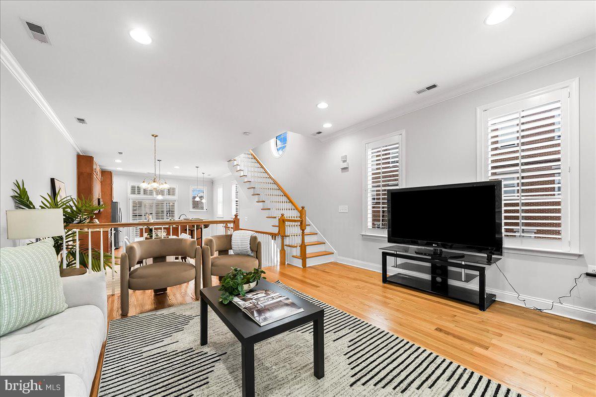 GRADUATE HOSPITAL - Residential