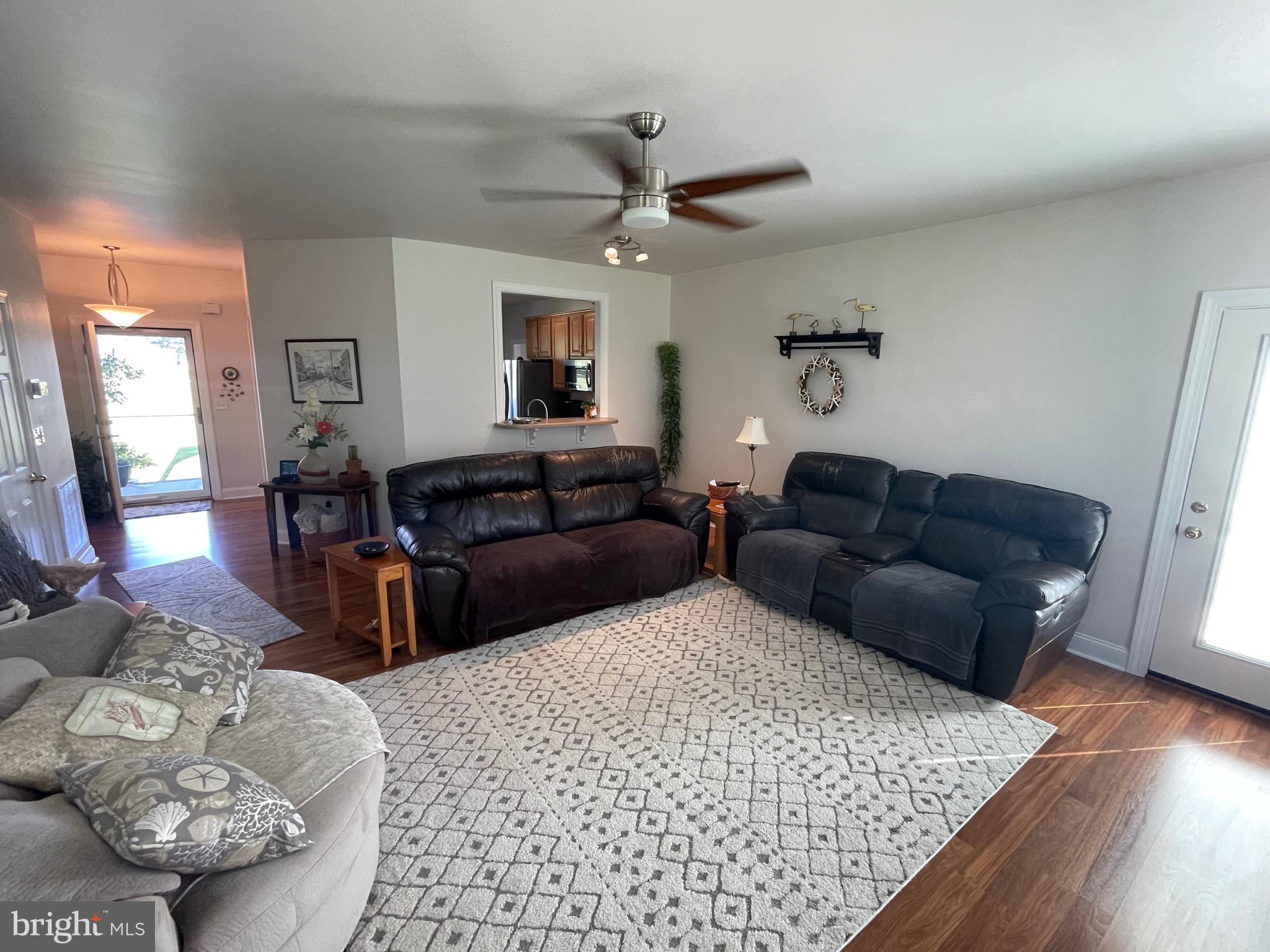 CHURCH HILL - Residential