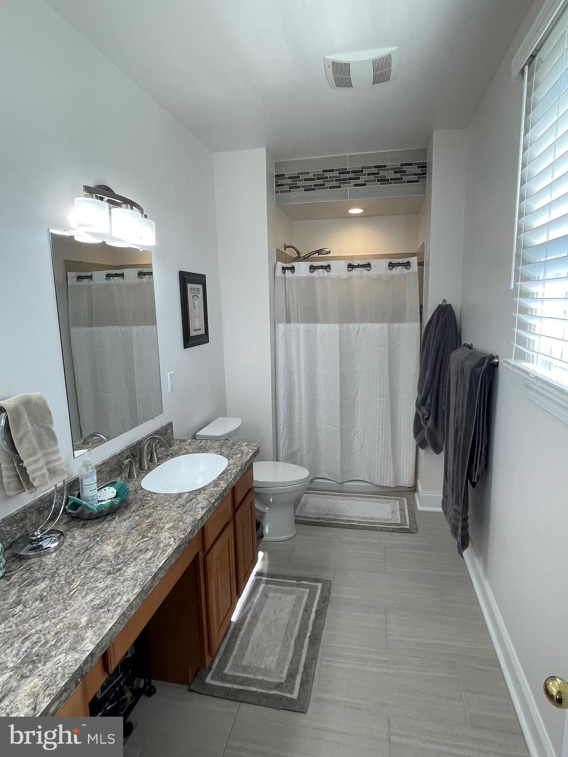 CHURCH HILL - Residential