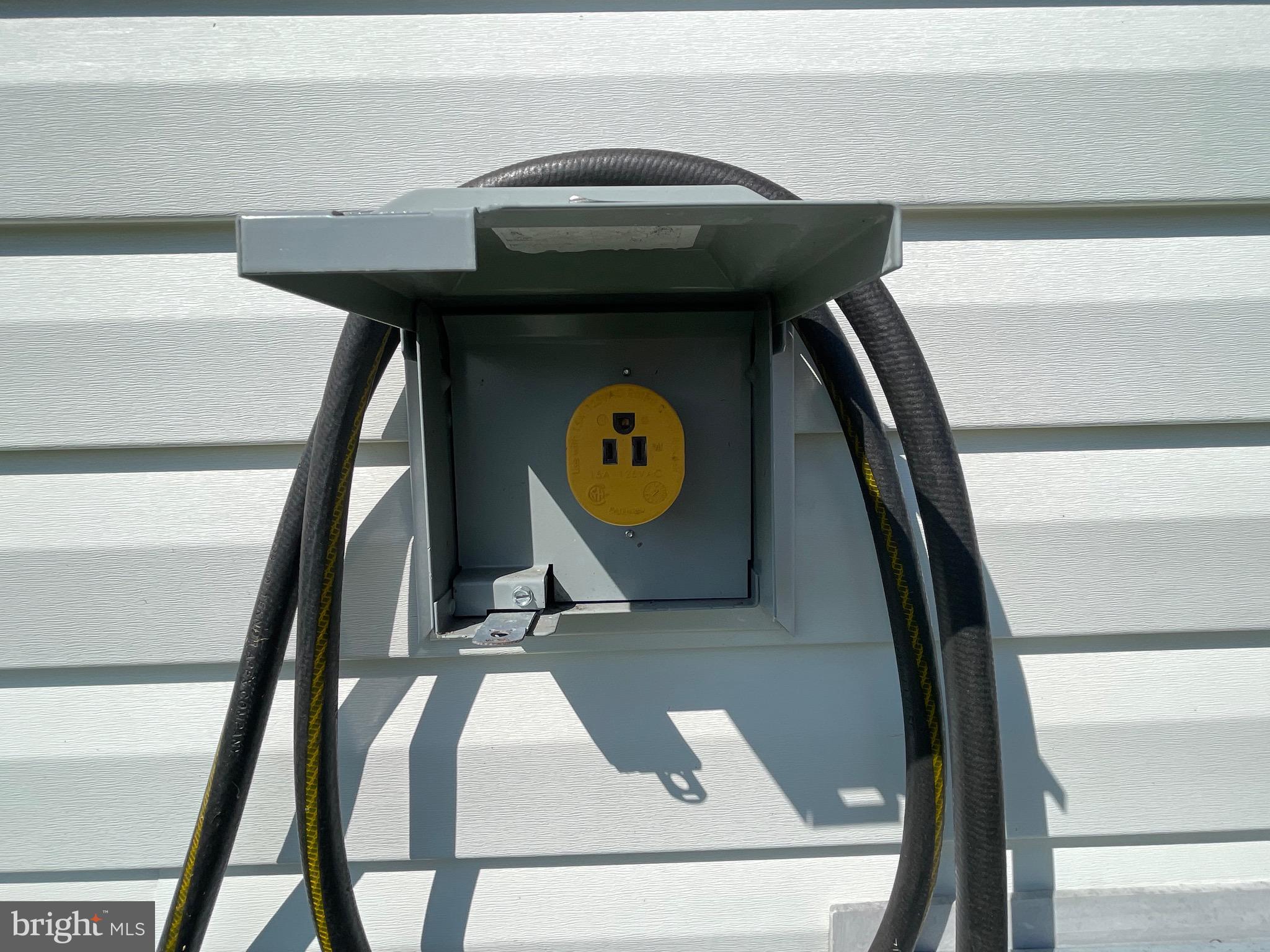 CHURCH HILL - Residential