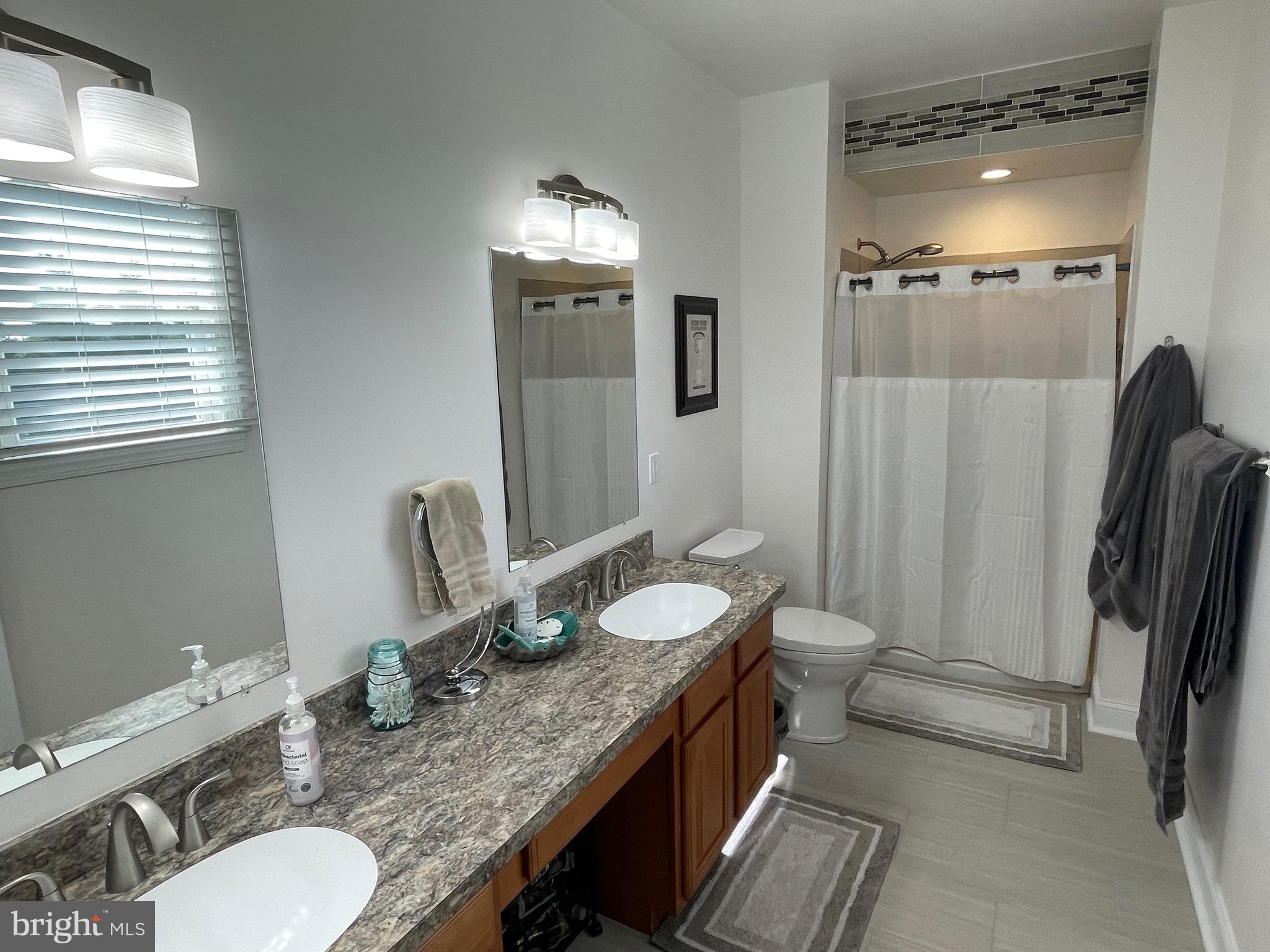 CHURCH HILL - Residential