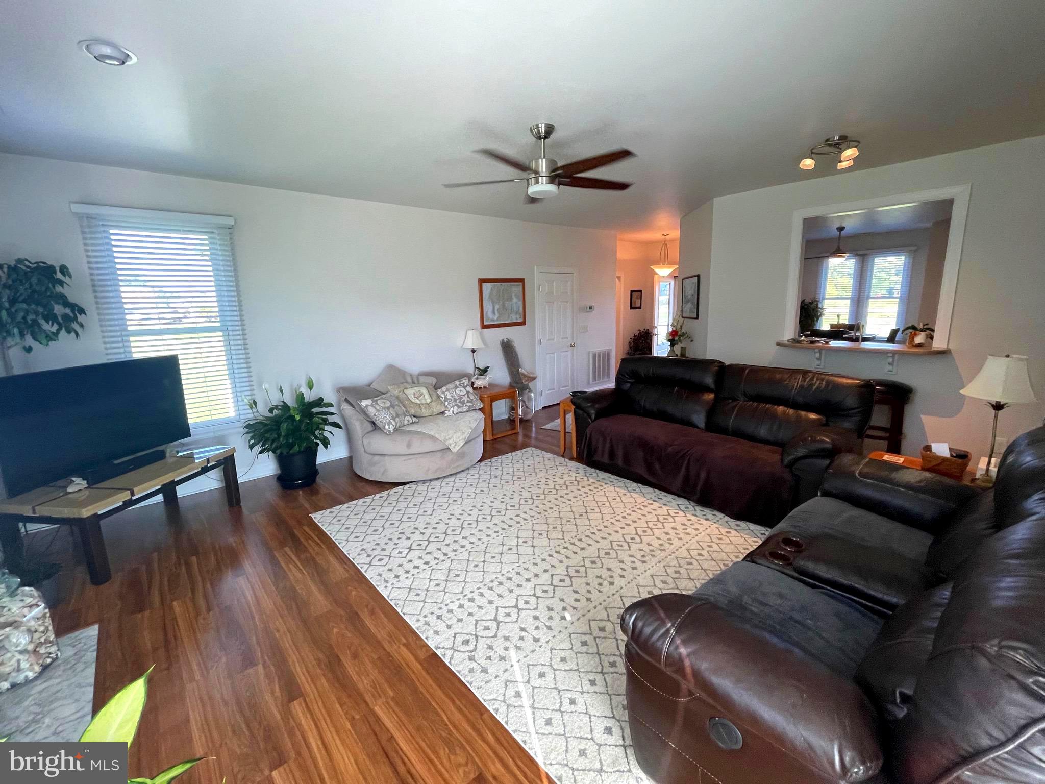 CHURCH HILL - Residential