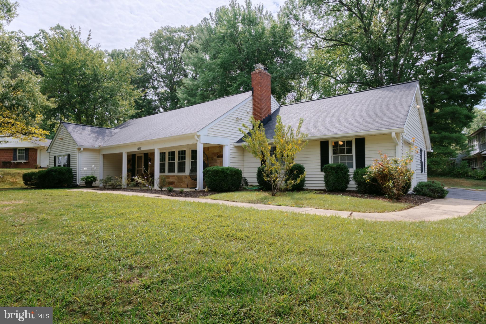 12801 FERNWOOD TURN