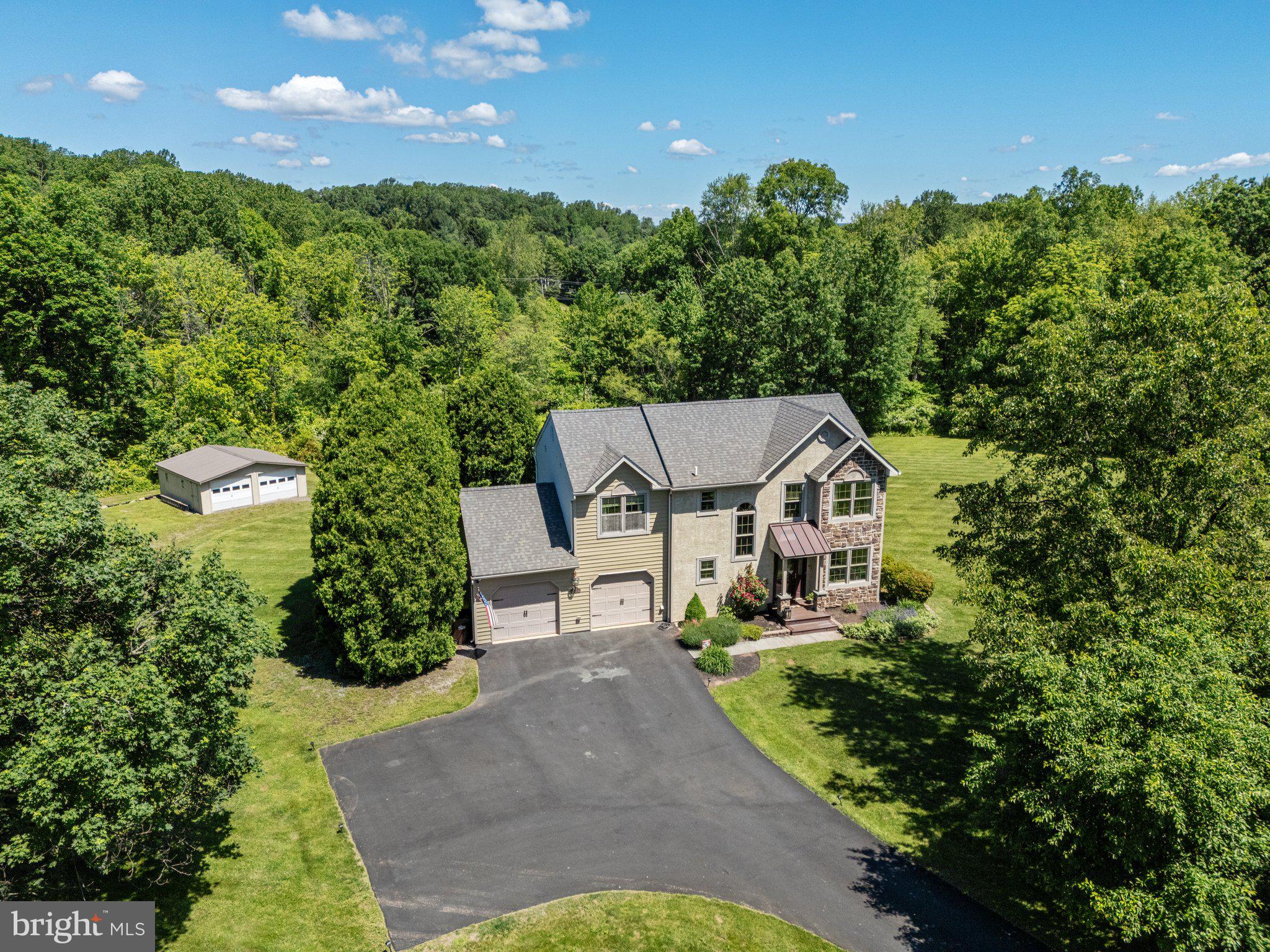 535 RICHARDS CIRCLE