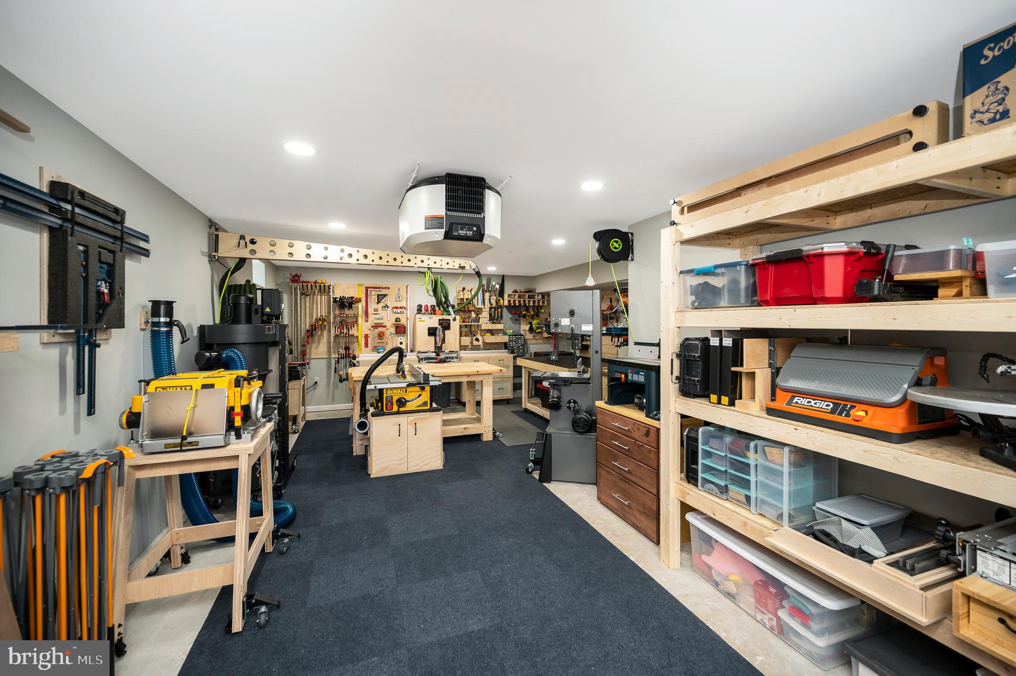 VILLAGE OF IDLEWILD - Residential