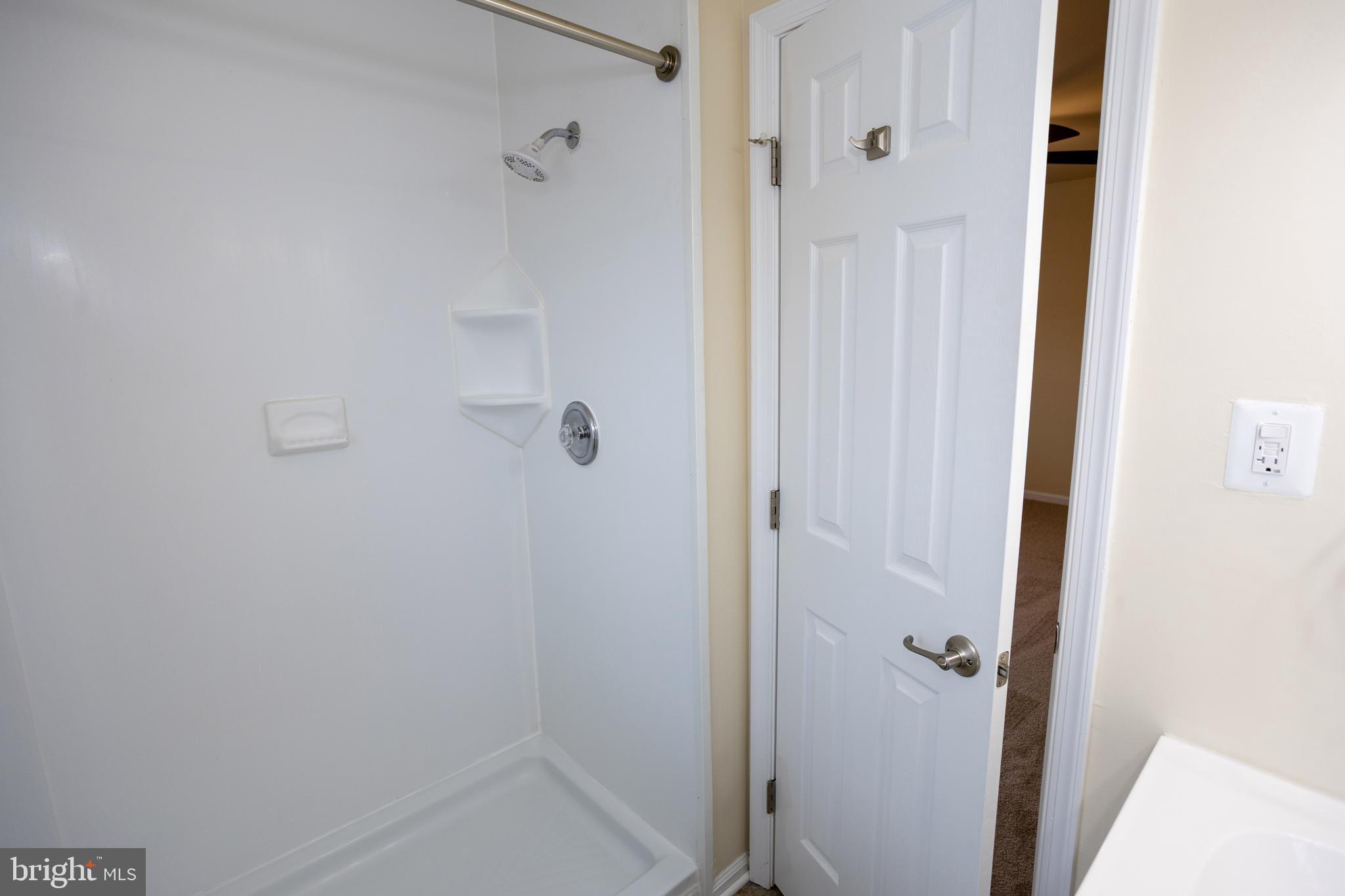 IRONGATE - Residential Lease