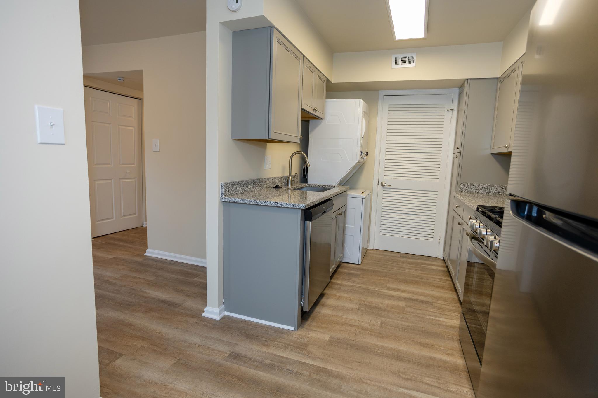 IRONGATE - Residential Lease