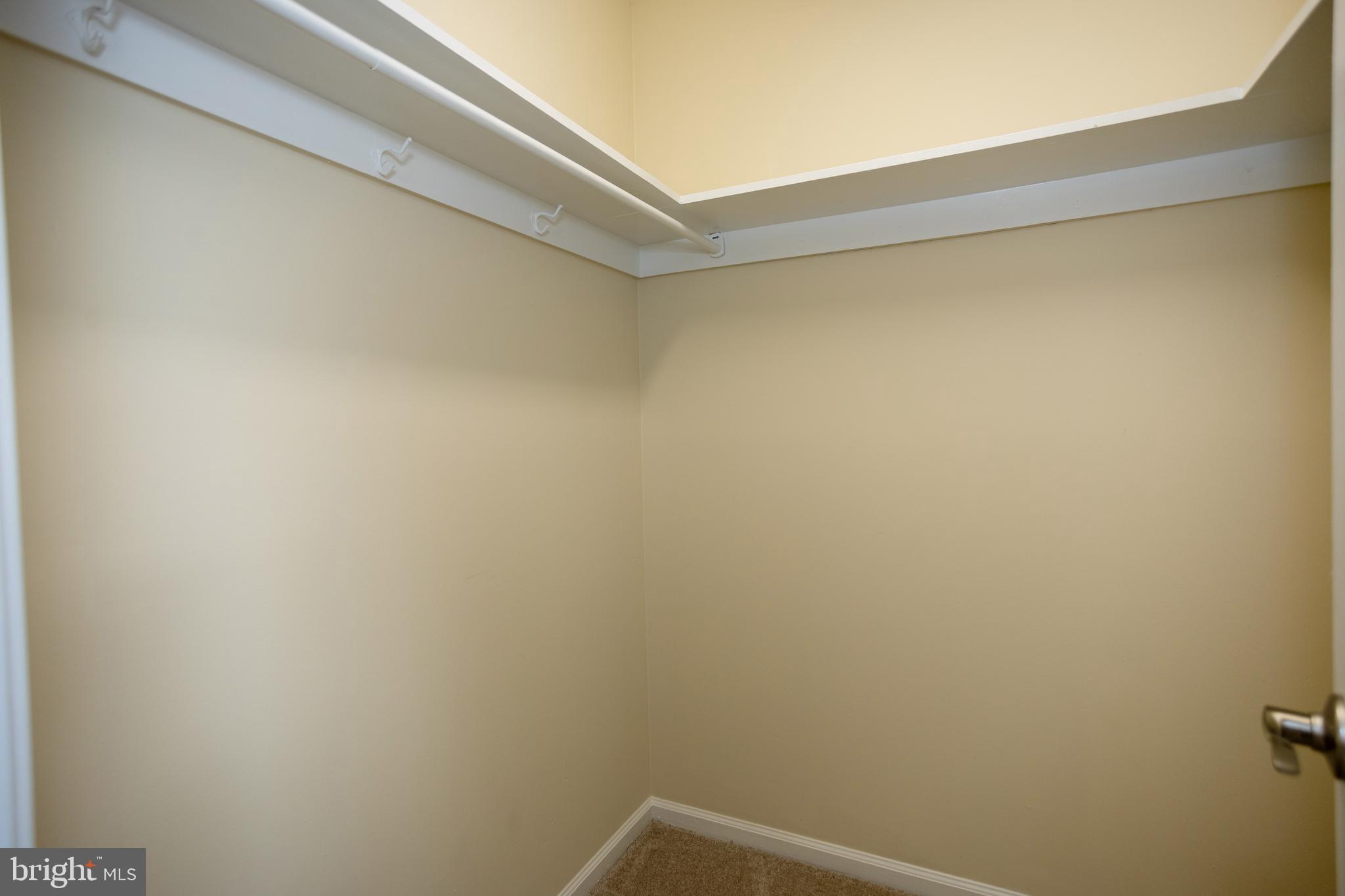 IRONGATE - Residential Lease