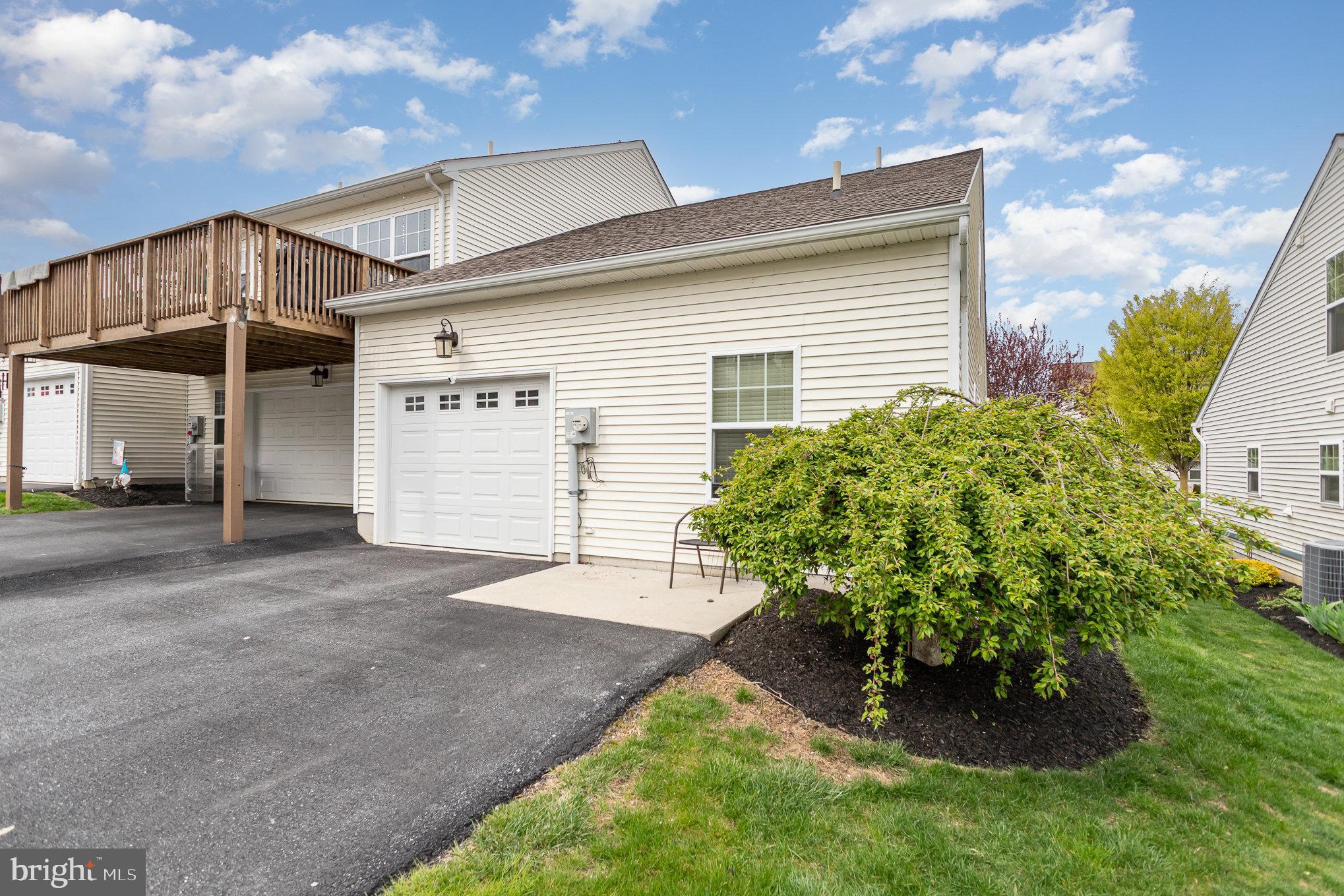 SUMMERFIELD - Residential