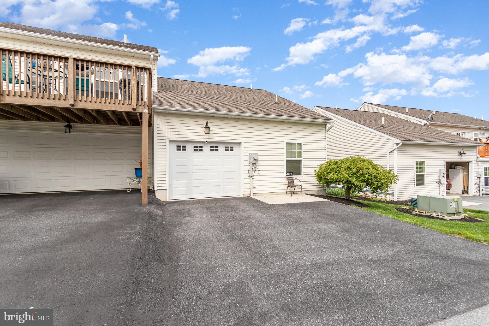 SUMMERFIELD - Residential