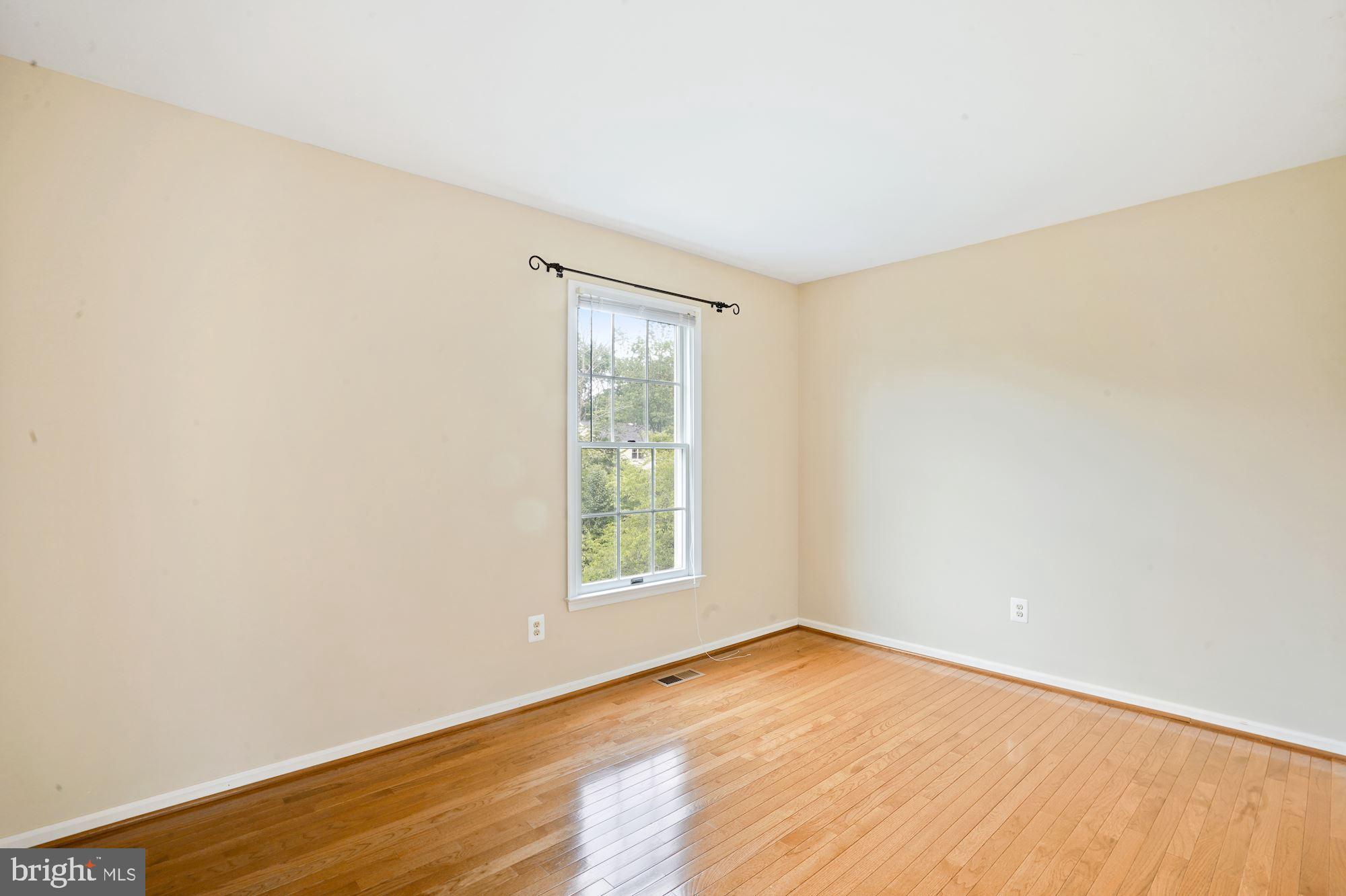 LITTLE ROCKY RUN - Residential