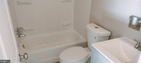 MELROSE - Residential Lease