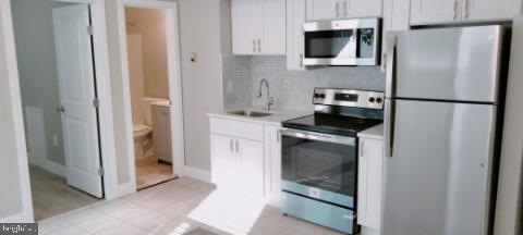 MELROSE - Residential Lease