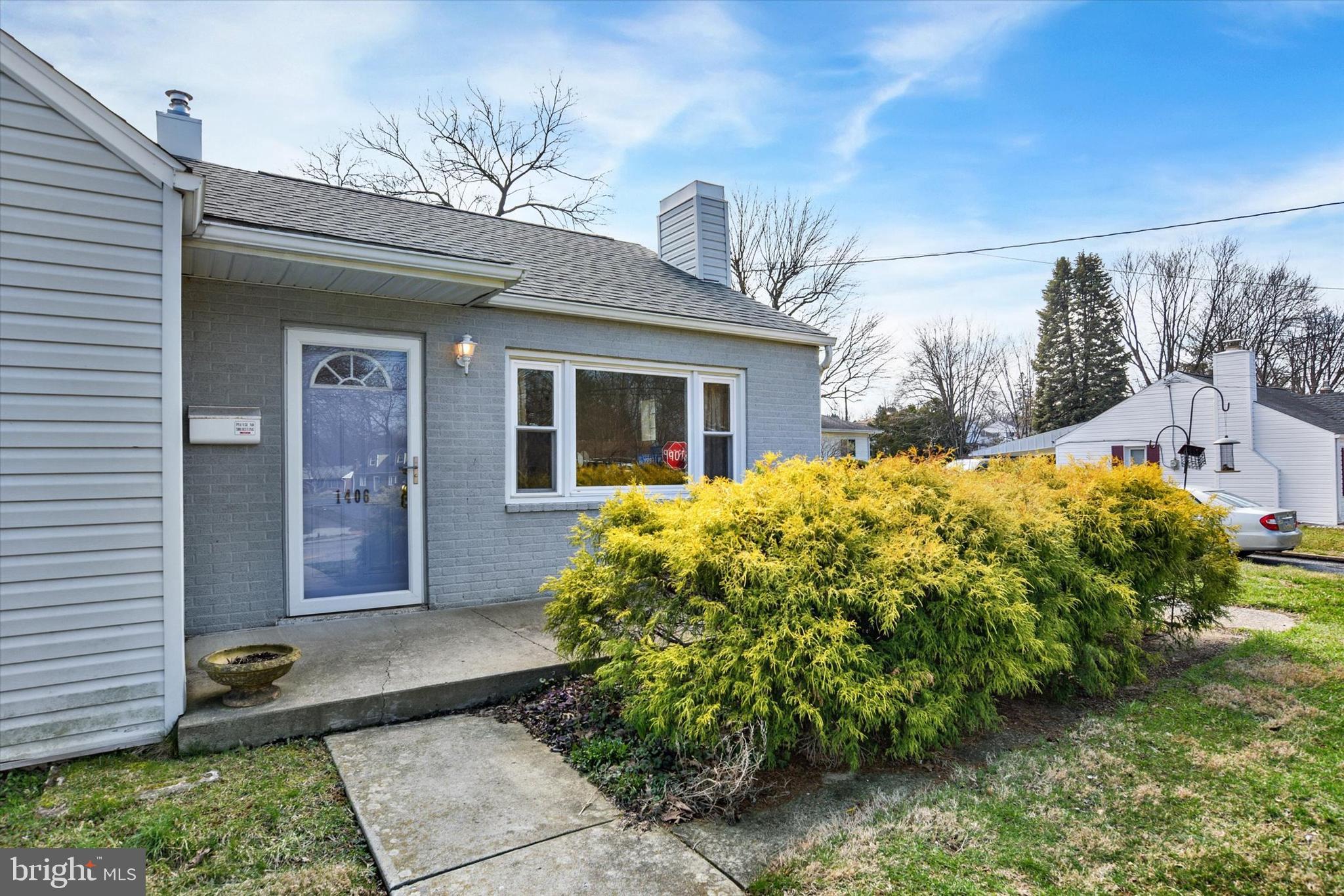 NEW CUMBERLAND - Residential