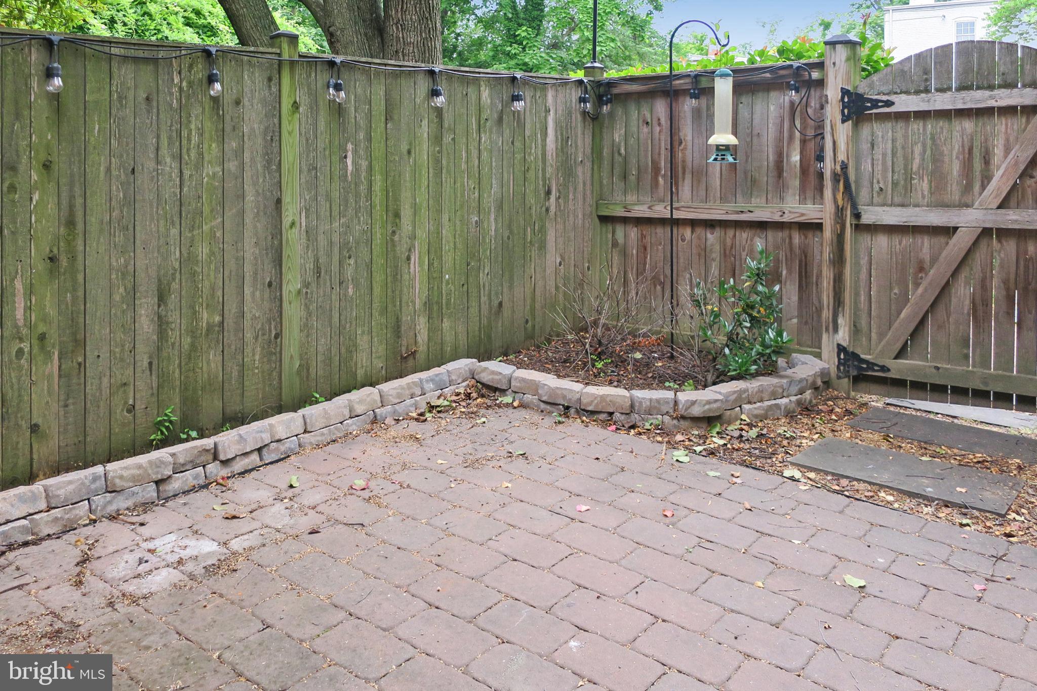 ALEXANDRIA - Residential Lease