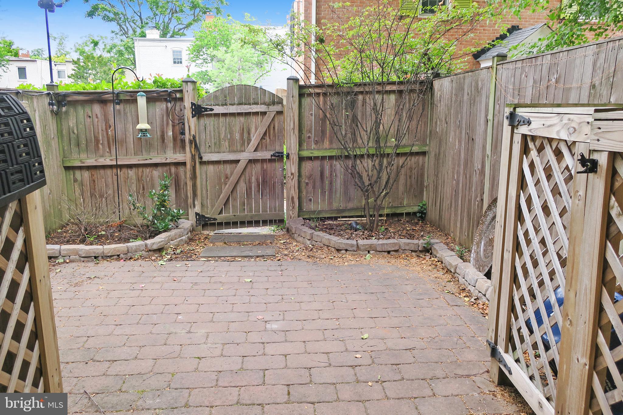 ALEXANDRIA - Residential Lease