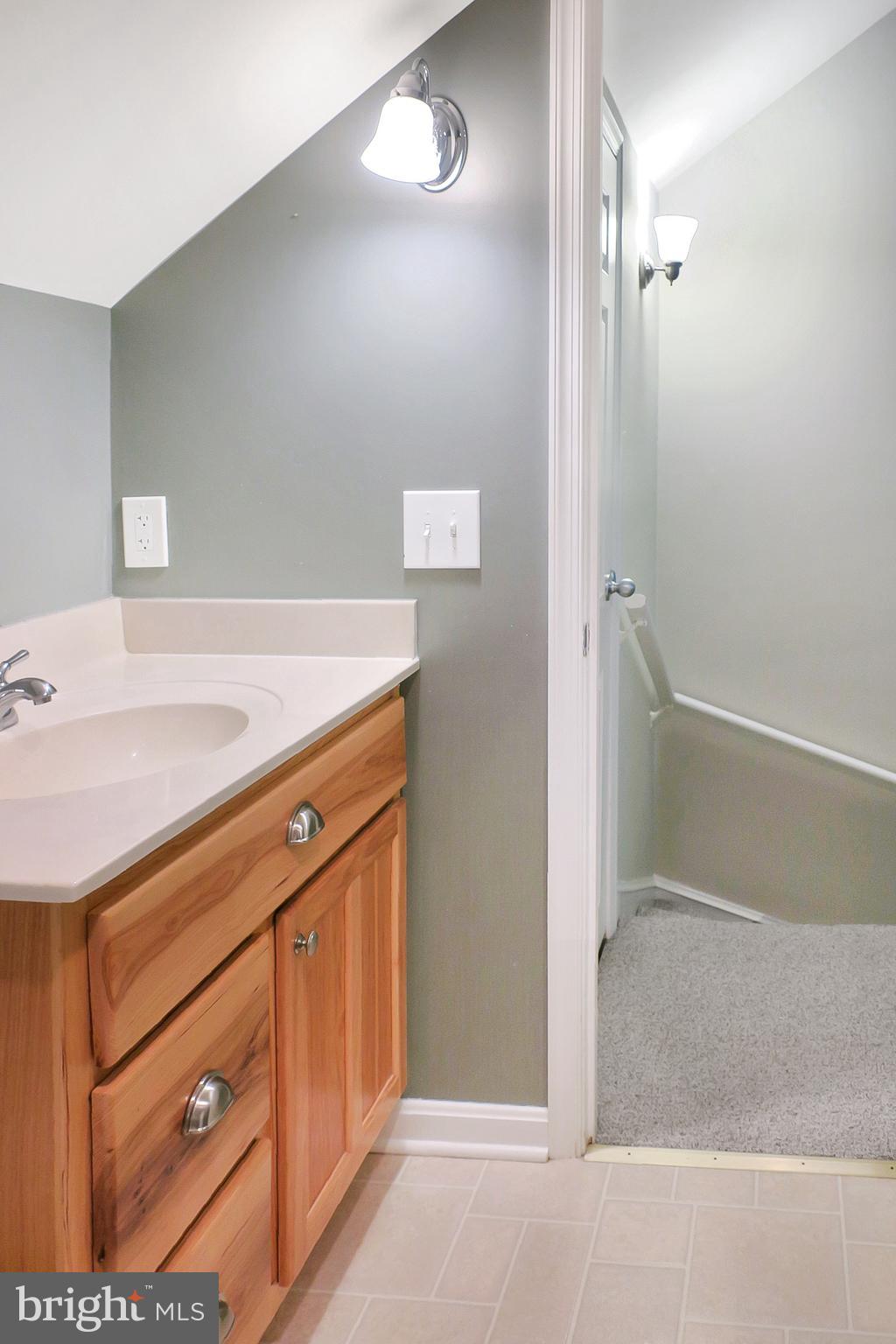 ALEXANDRIA - Residential Lease