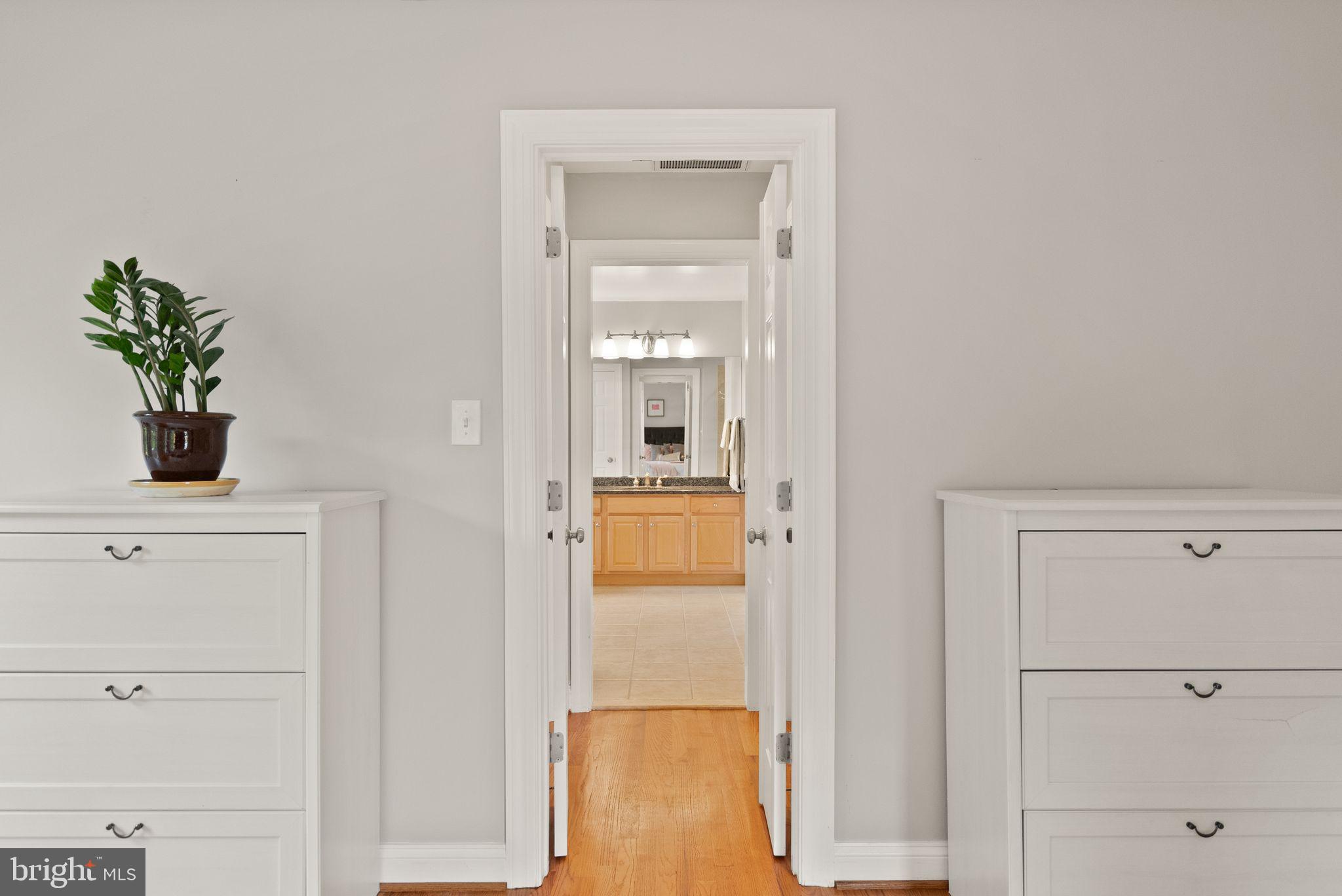 CHURCHILL - Residential