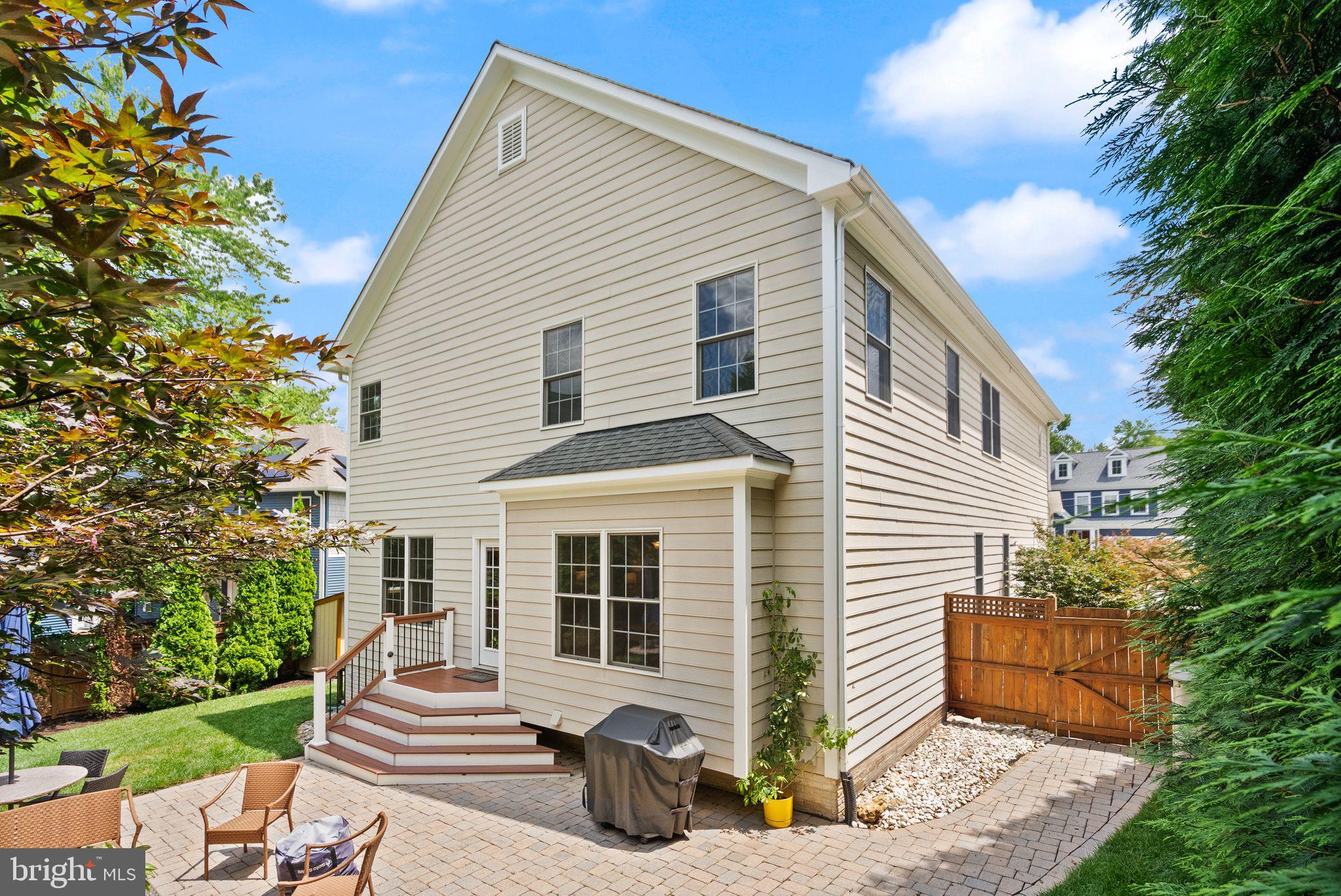 CHURCHILL - Residential