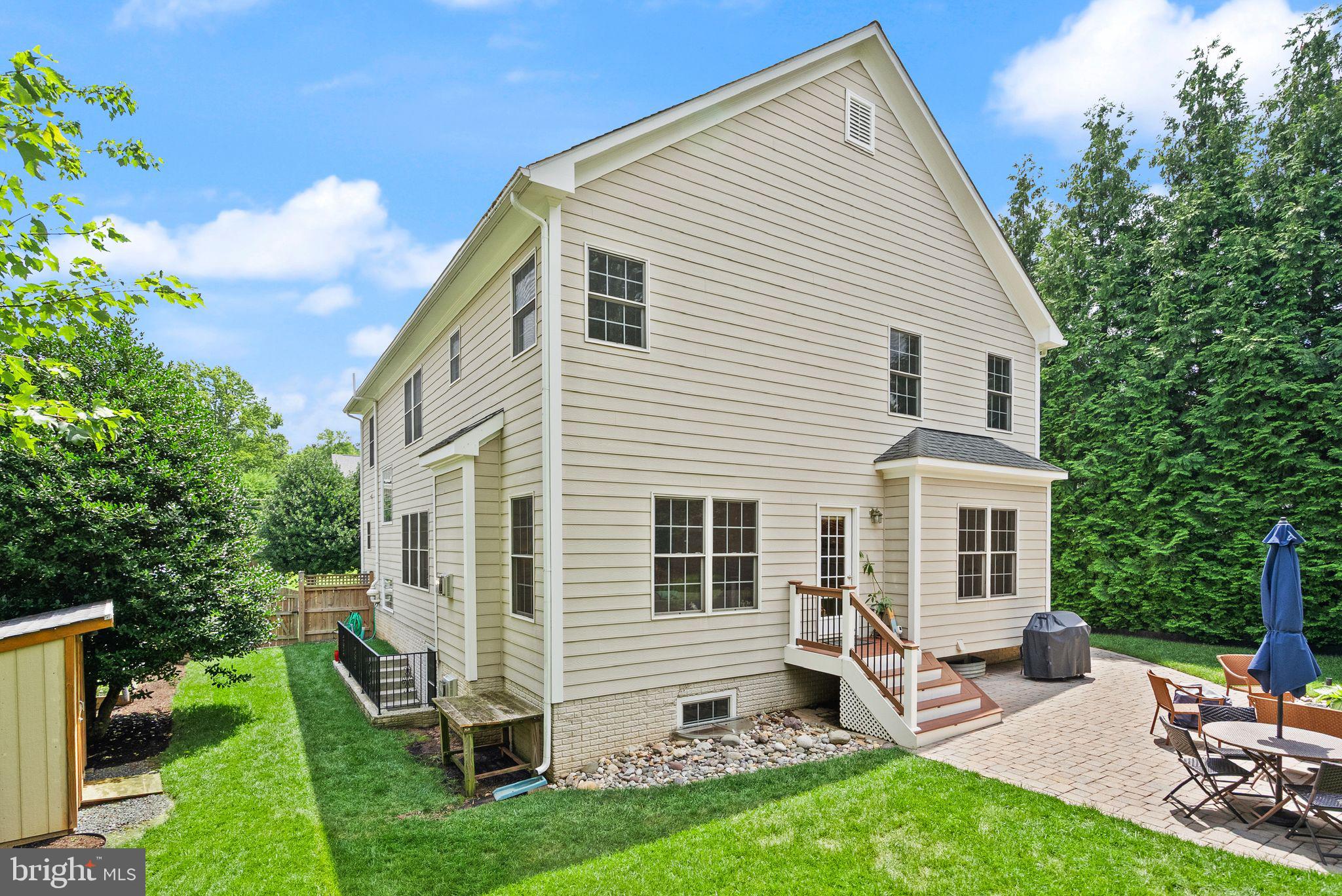 CHURCHILL - Residential