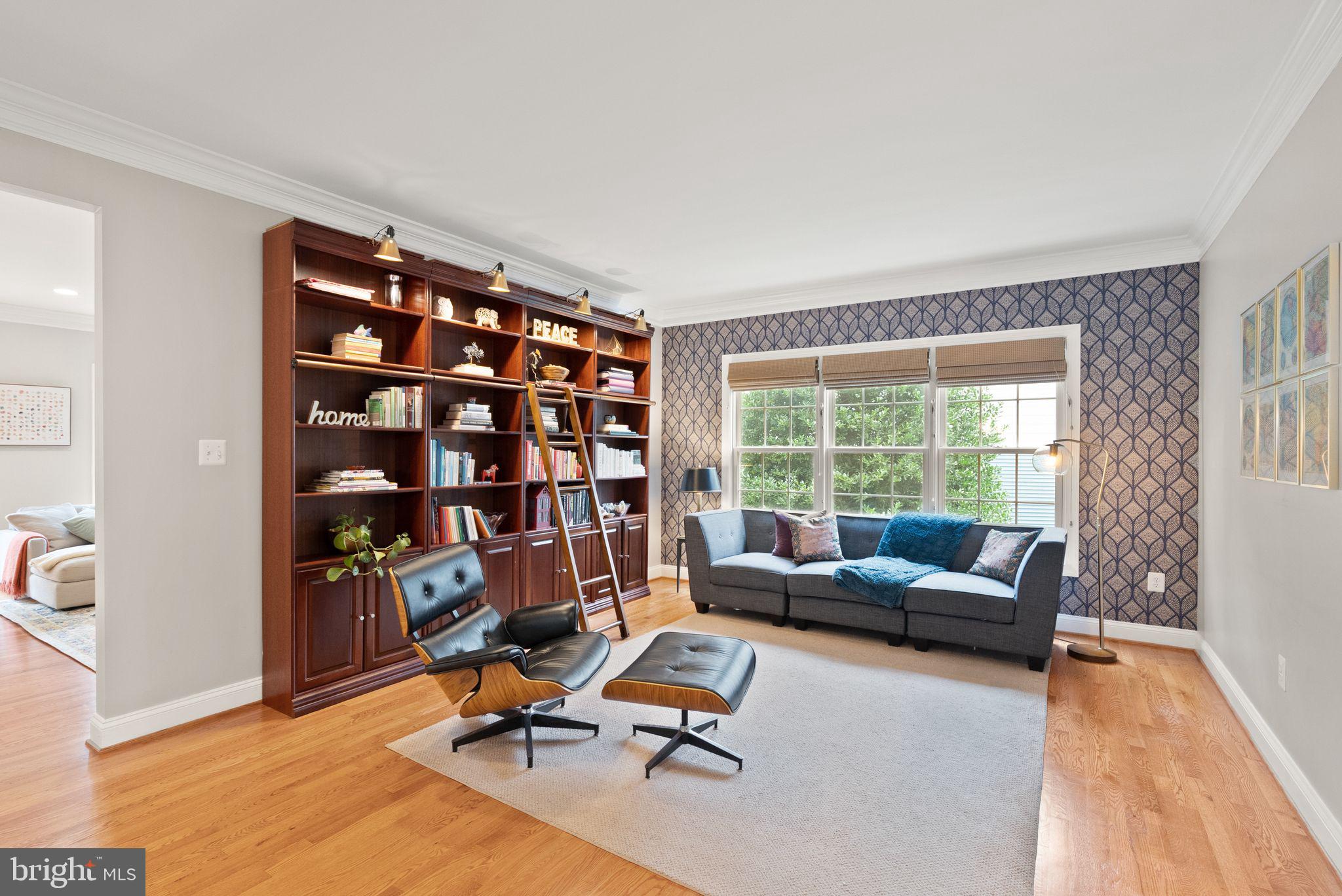 CHURCHILL - Residential