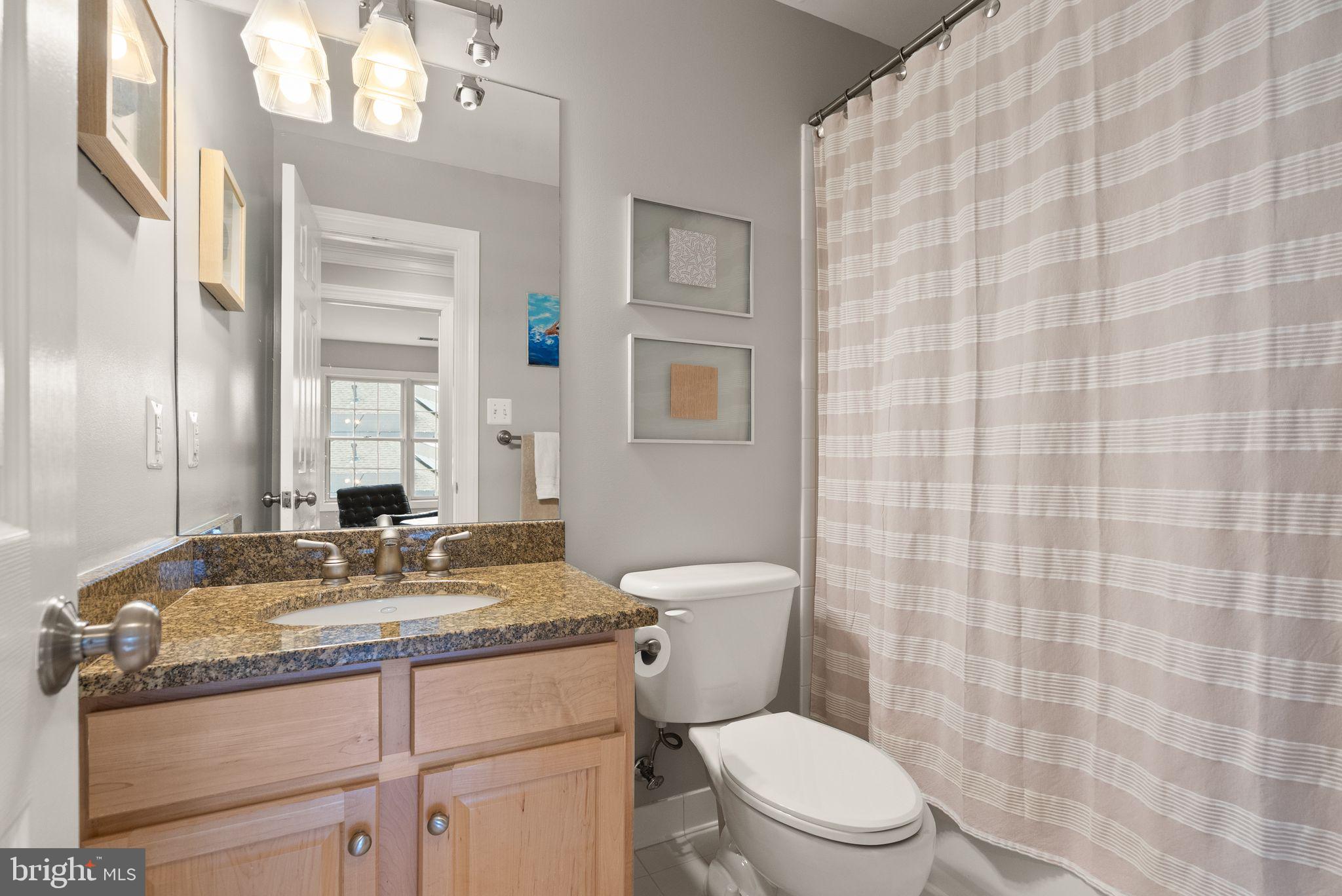 CHURCHILL - Residential