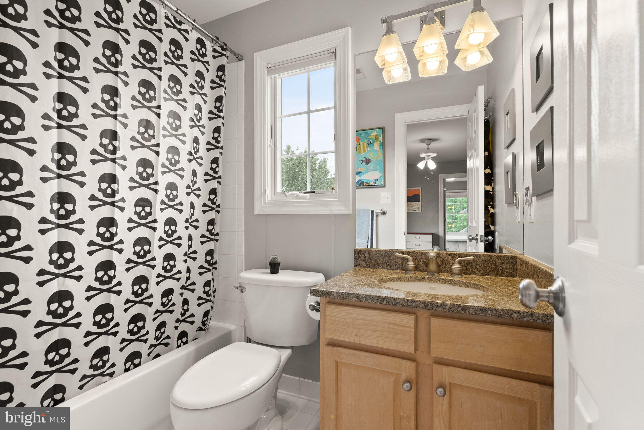 CHURCHILL - Residential