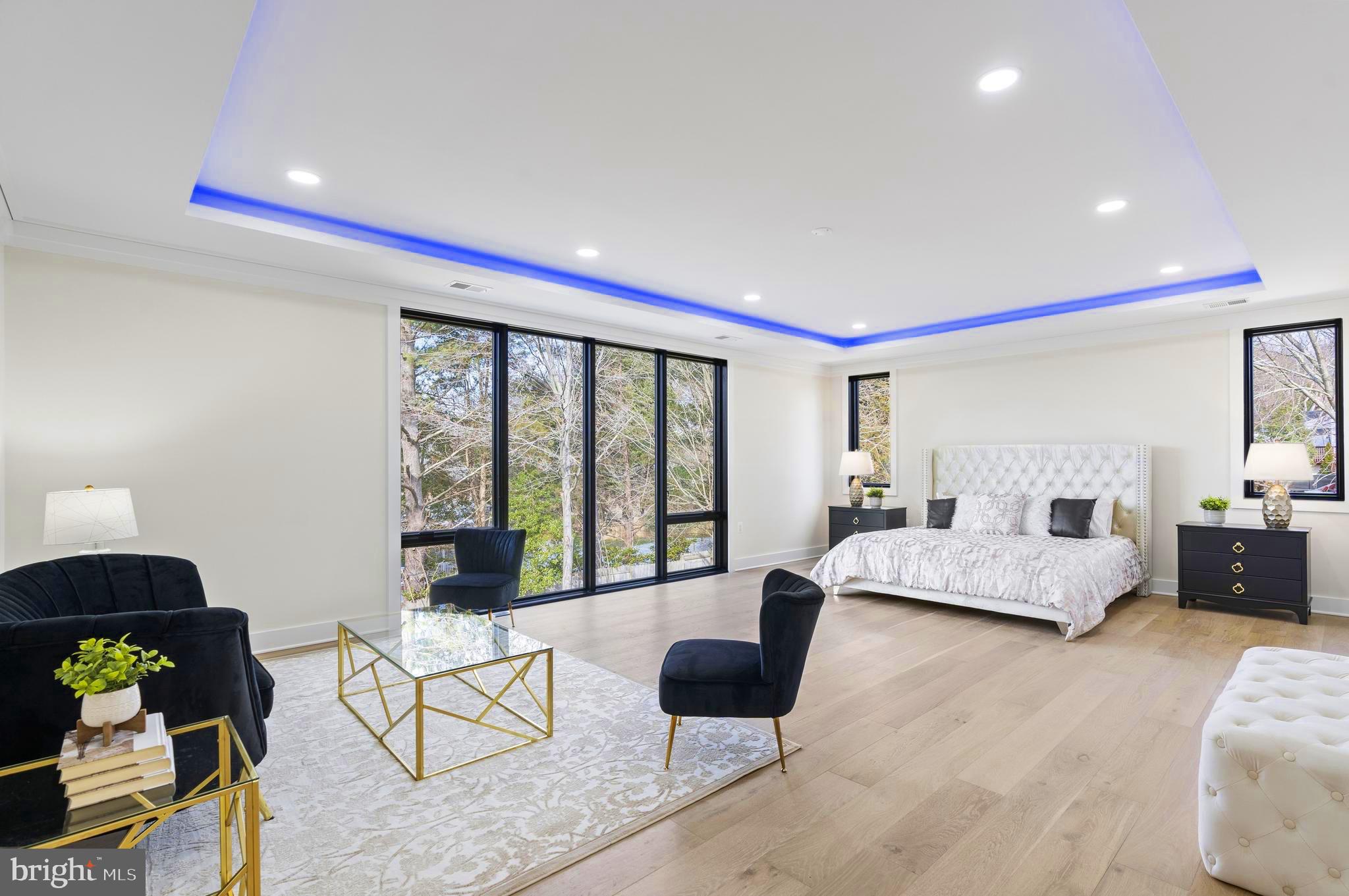 CONDON MANOR OF MCLEAN - Residential