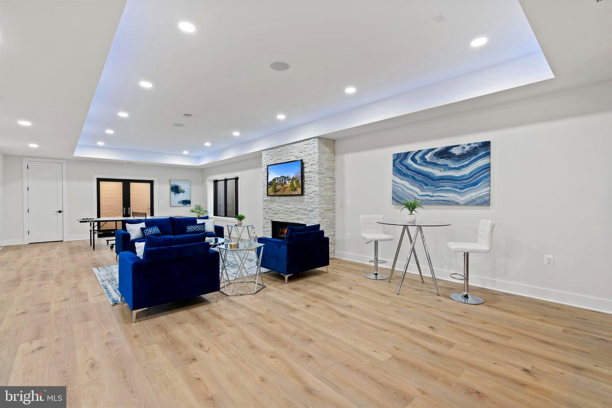 CONDON MANOR OF MCLEAN - Residential