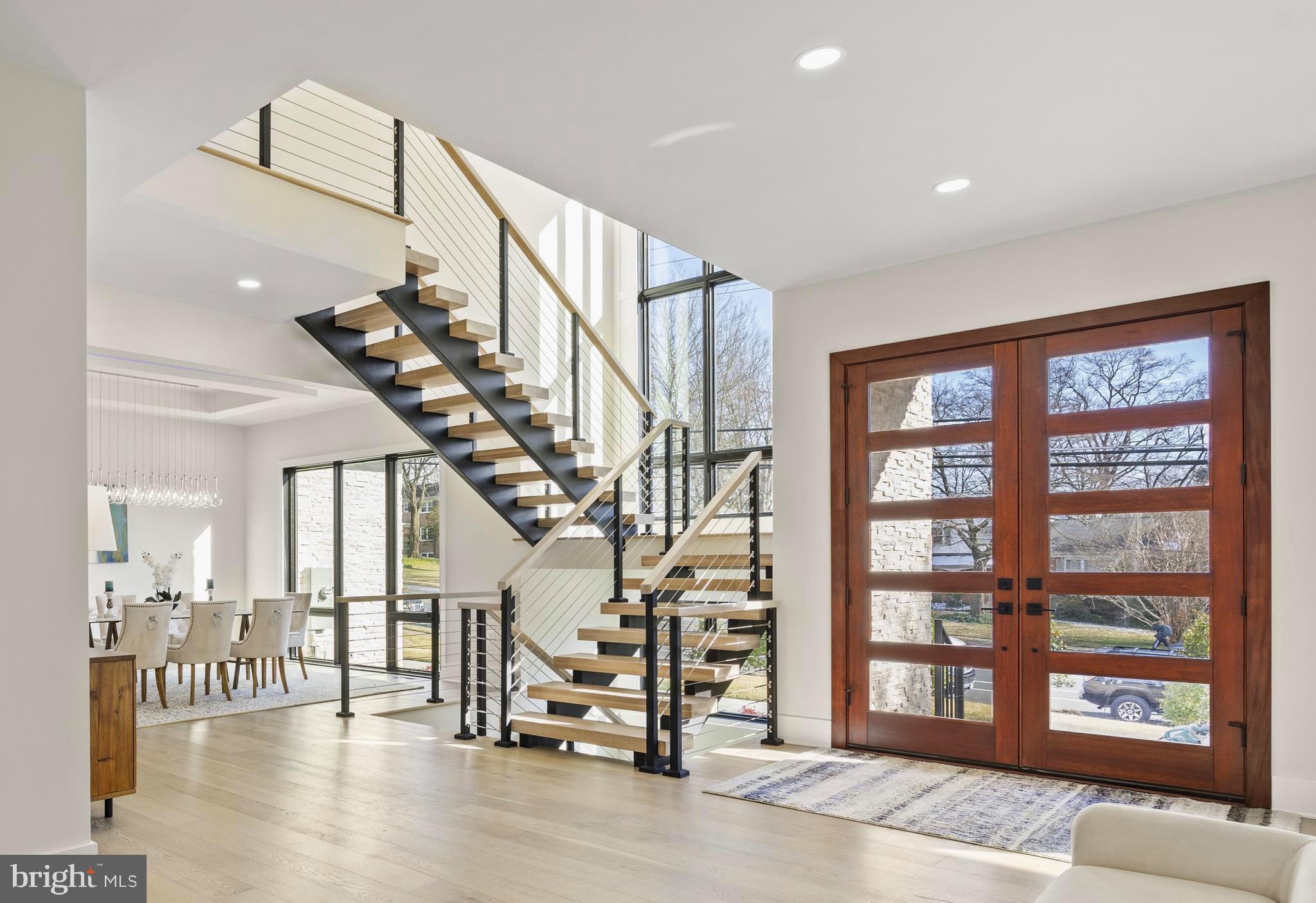 CONDON MANOR OF MCLEAN - Residential