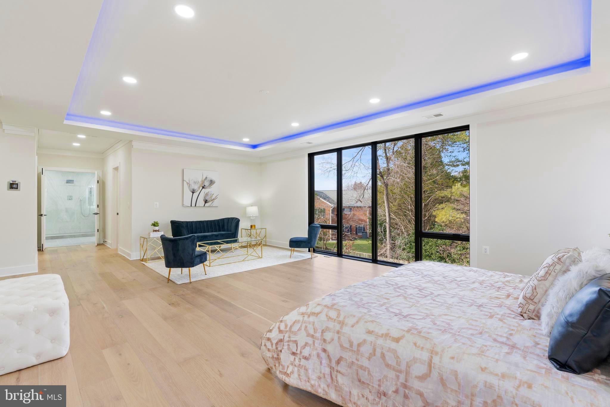 CONDON MANOR OF MCLEAN - Residential