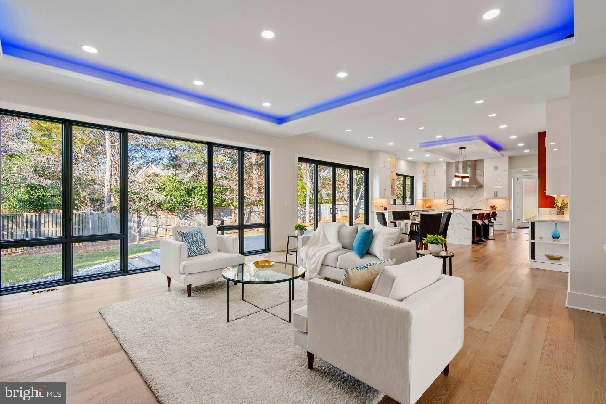 CONDON MANOR OF MCLEAN - Residential