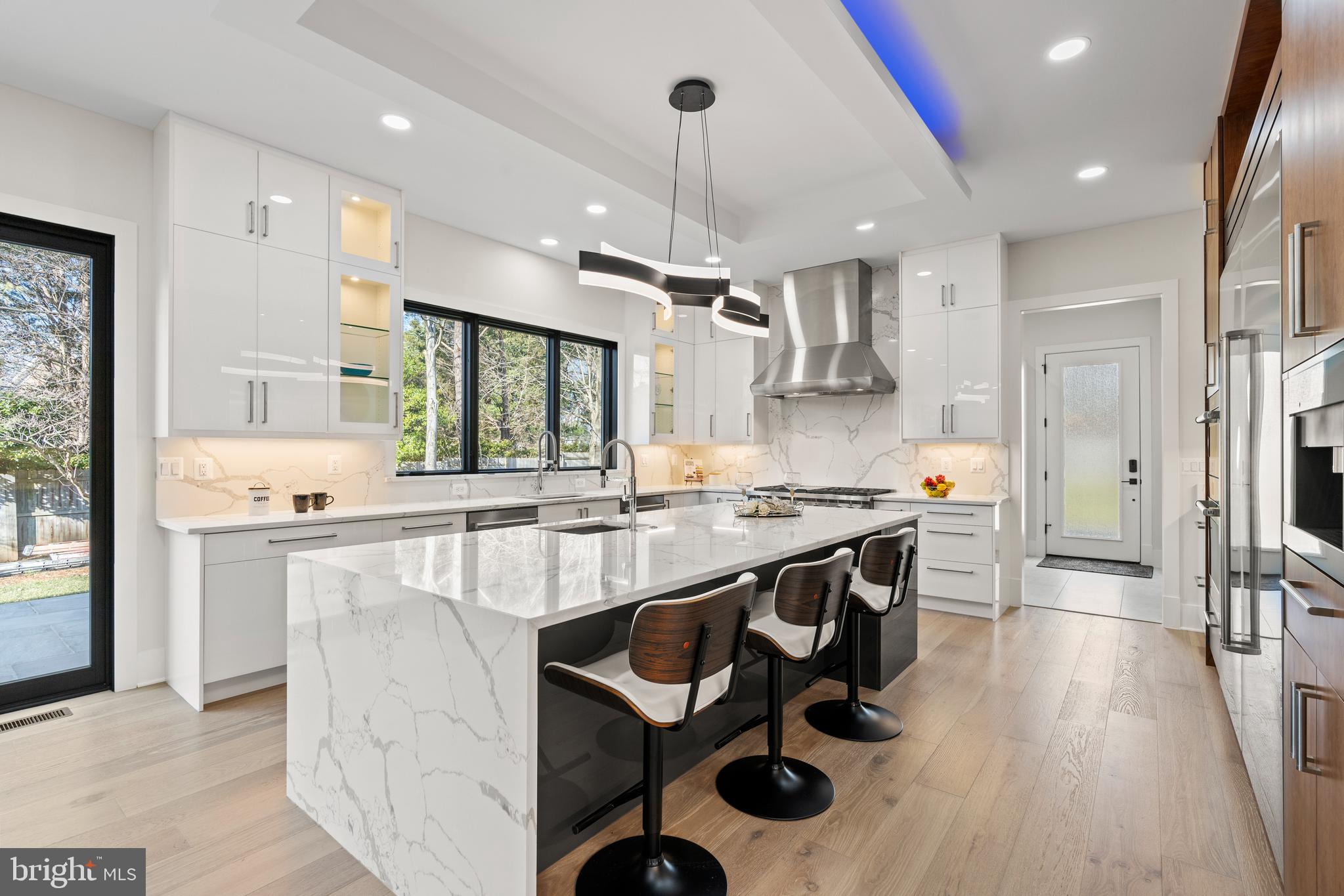 CONDON MANOR OF MCLEAN - Residential