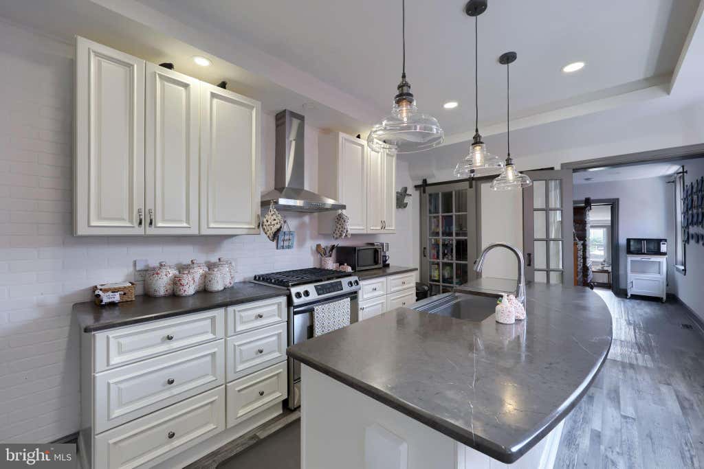 Photo of 338 N 3rd Street, COLUMBIA, PA 17512 (MLS # PALA2091172)