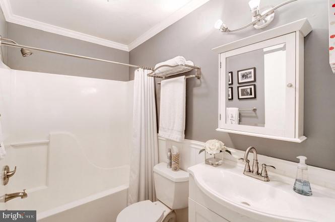 HYBLA VALLEY FARMS - Residential